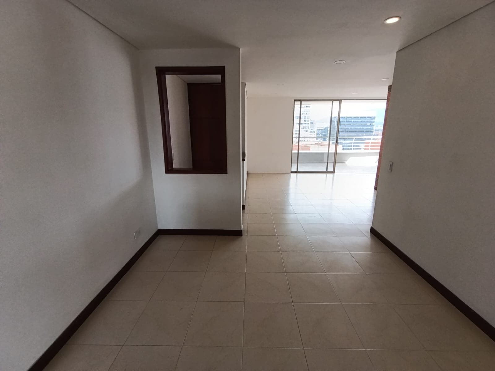 Apartamento en arriendo en La Florida El, El Poblado, Medellín — foto 2 de 20