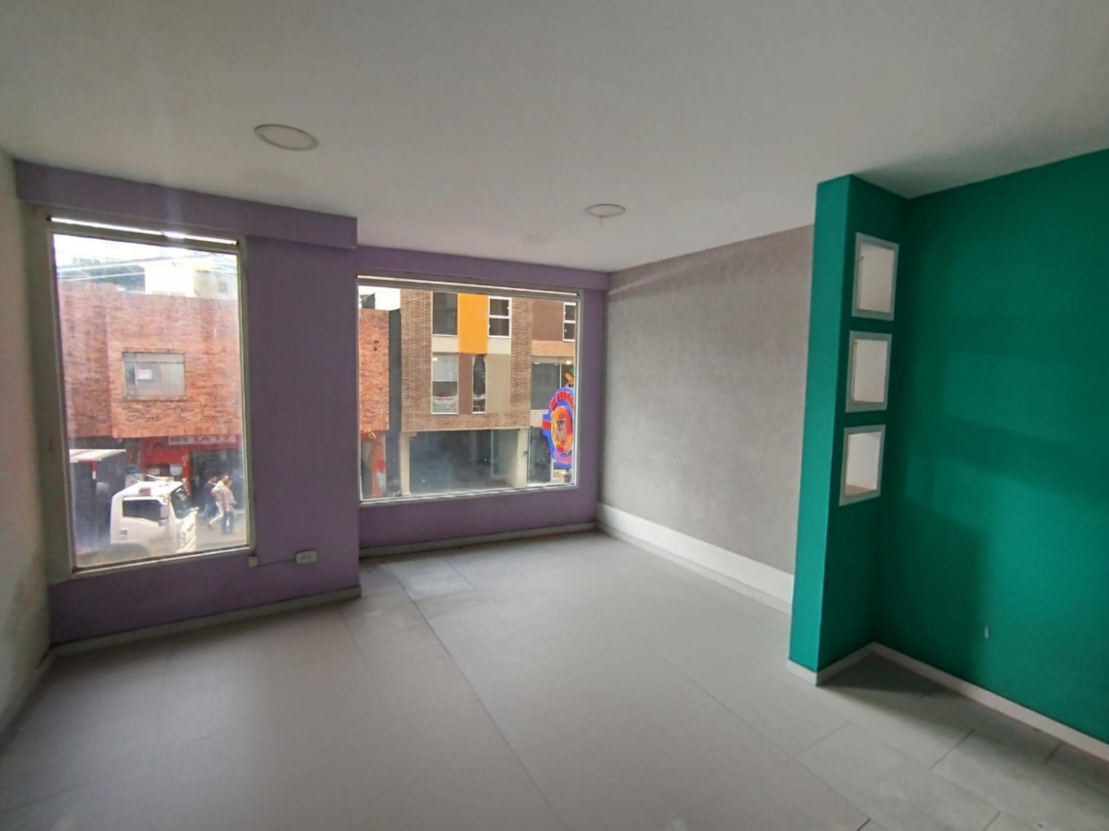 Local en arriendo en Las Nieves, Santa Fe, Bogotá, D.c. — foto 1 de 9