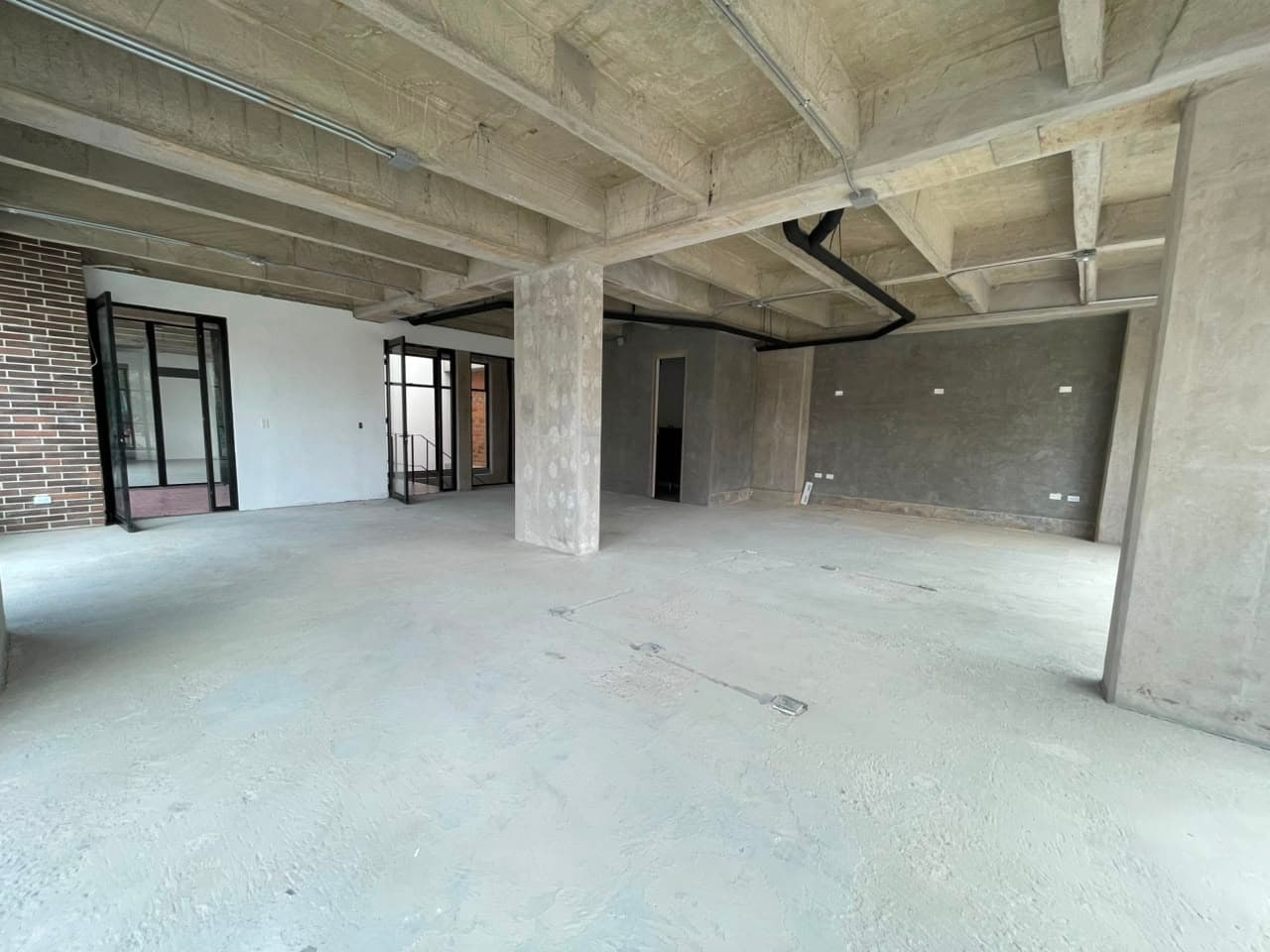 Local en arriendo en Nueva Villa De Aburrá, Belen, Medellín — foto 2 de 15