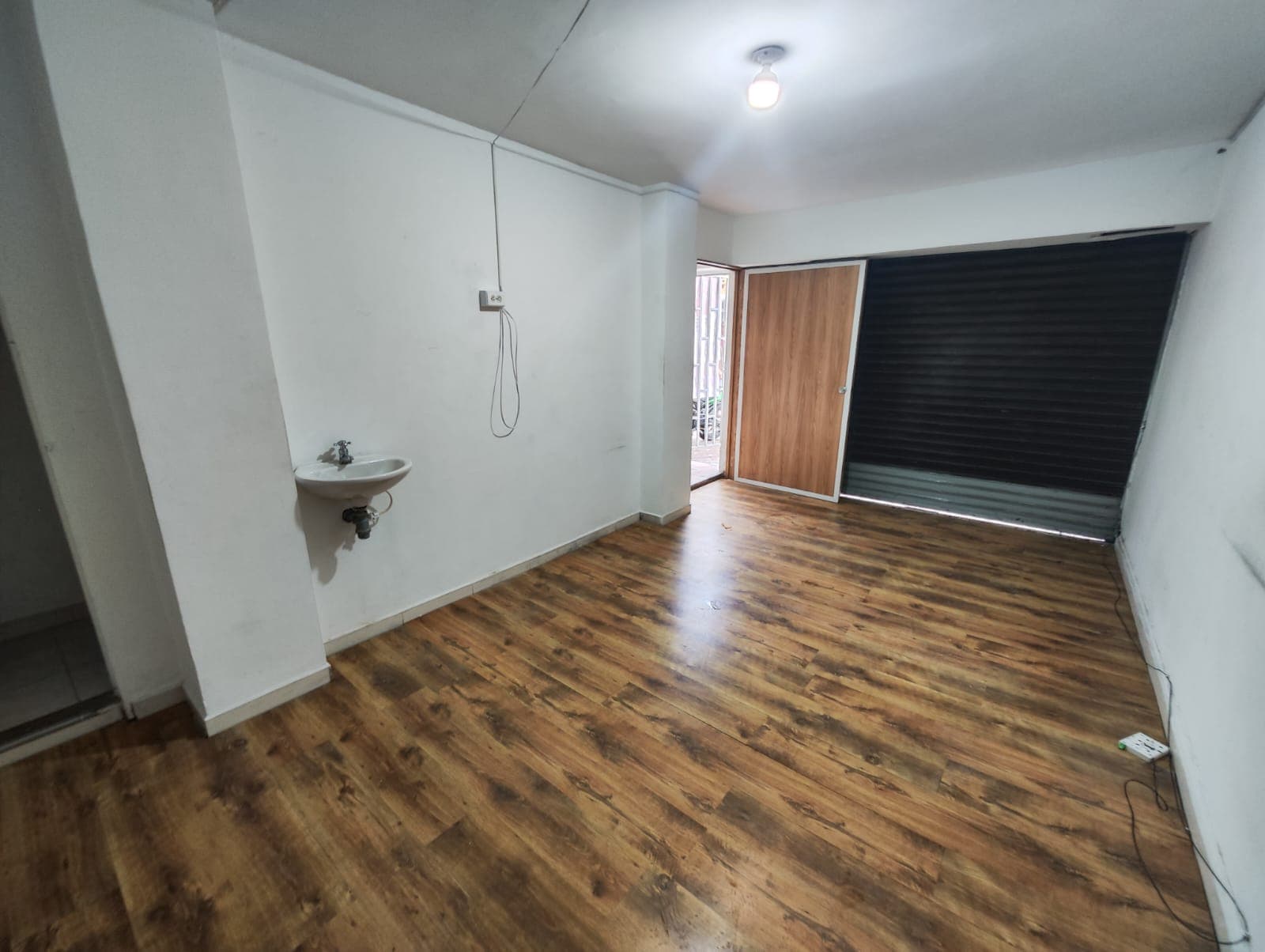 Casa Comercial en arriendo en Conquistadores, Laureles, Medellín — foto 2 de 20