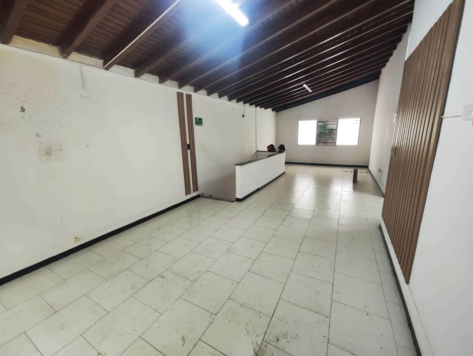 Casa Comercial en arriendo en Conquistadores, Laureles, Medellín — foto 5 de 20
