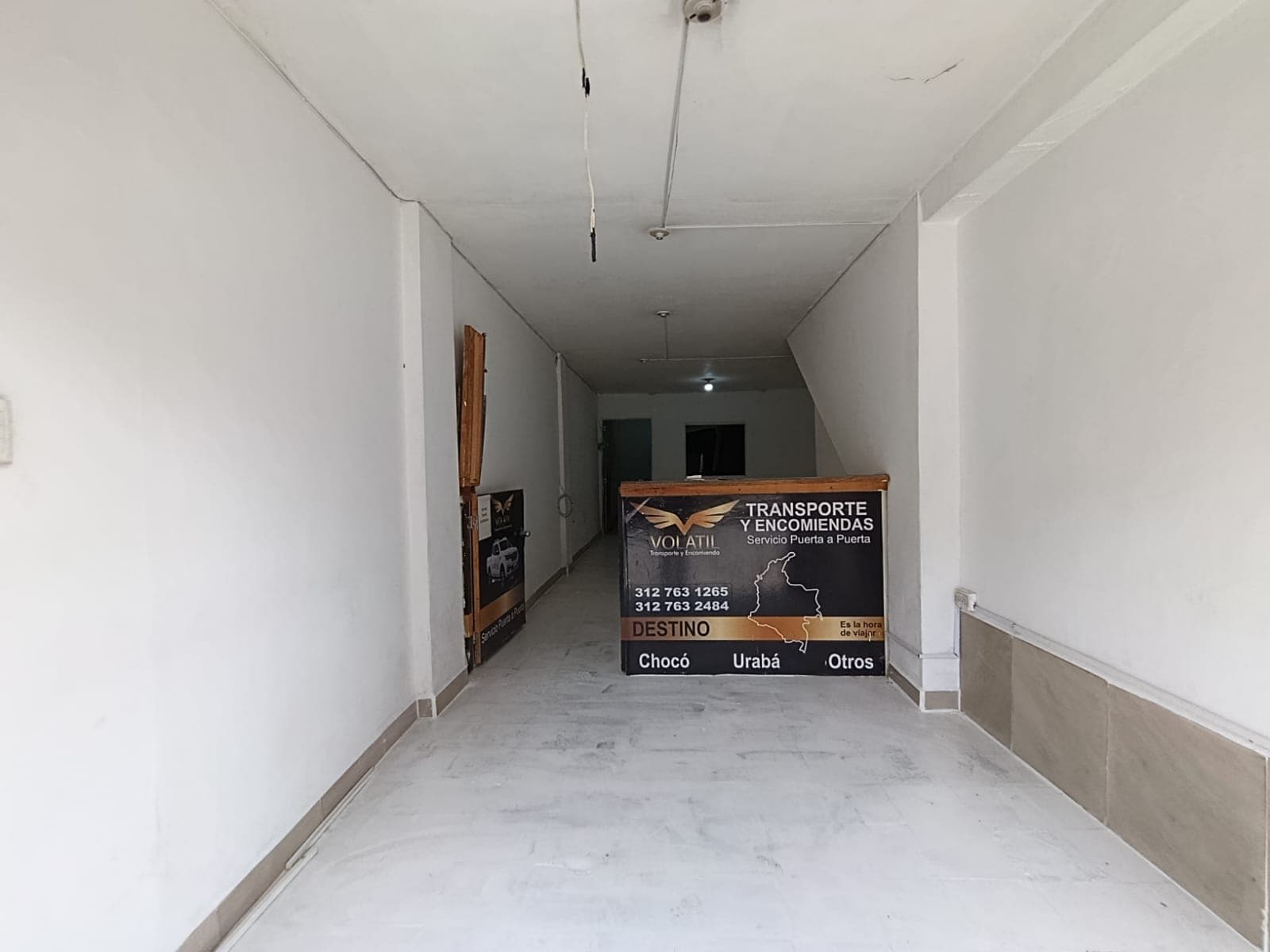 Local en arriendo en La Candelaria, Centro, Medellín — foto 1 de 10