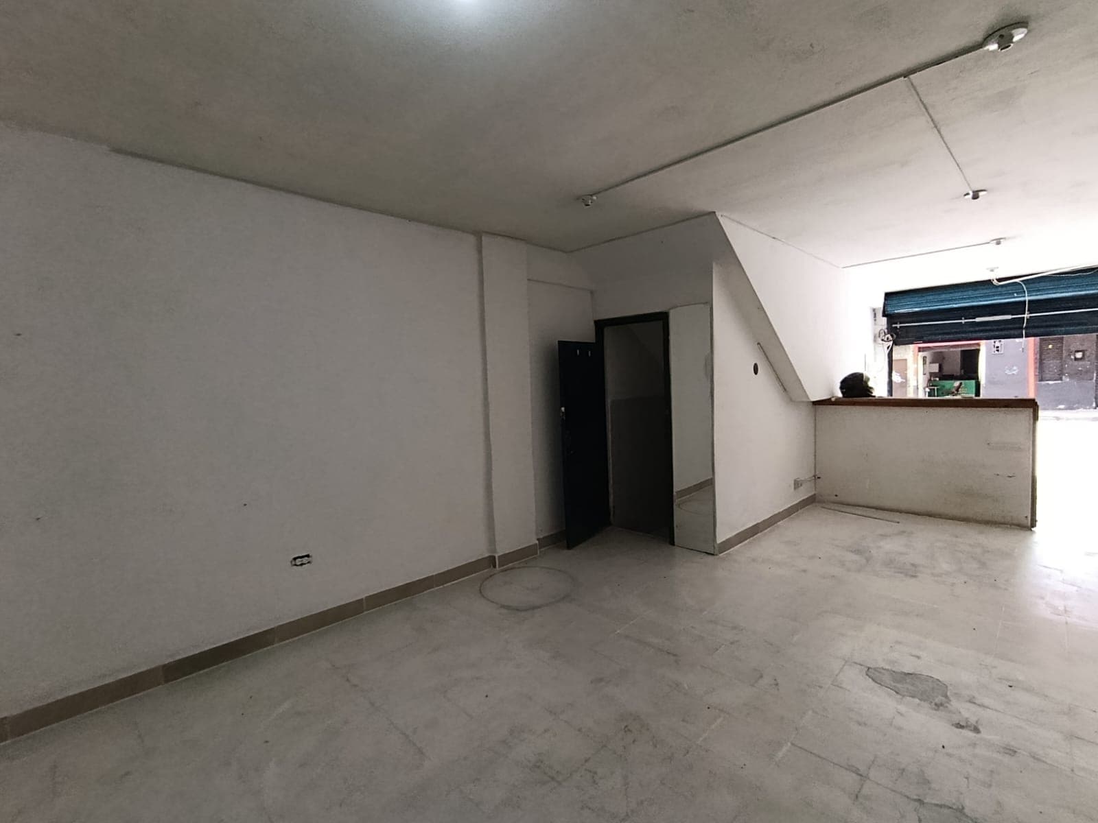 Local en arriendo en La Candelaria, Centro, Medellín — foto 4 de 10