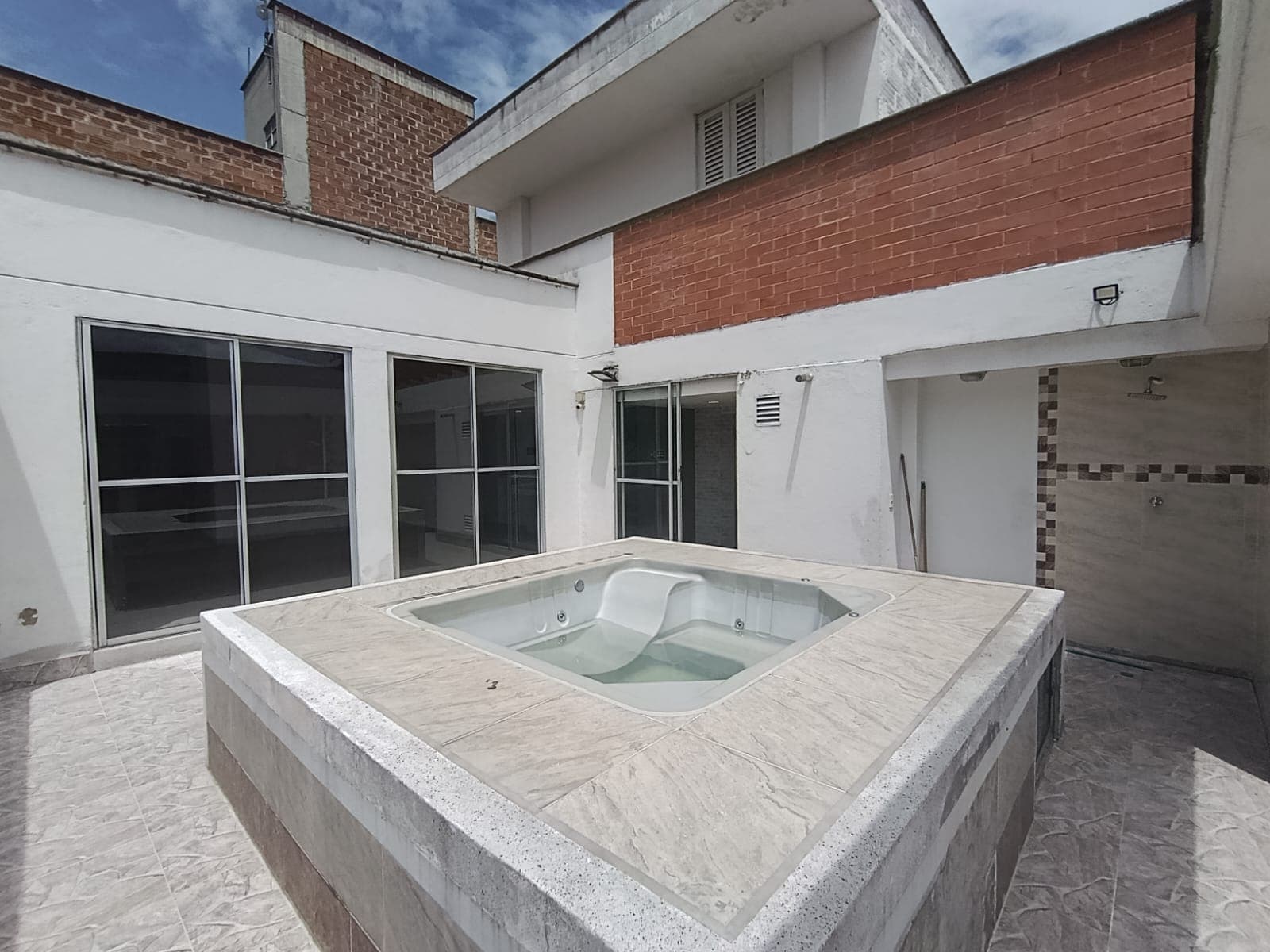 Apartamento en arriendo en Parque, Sabaneta — foto 1 de 20