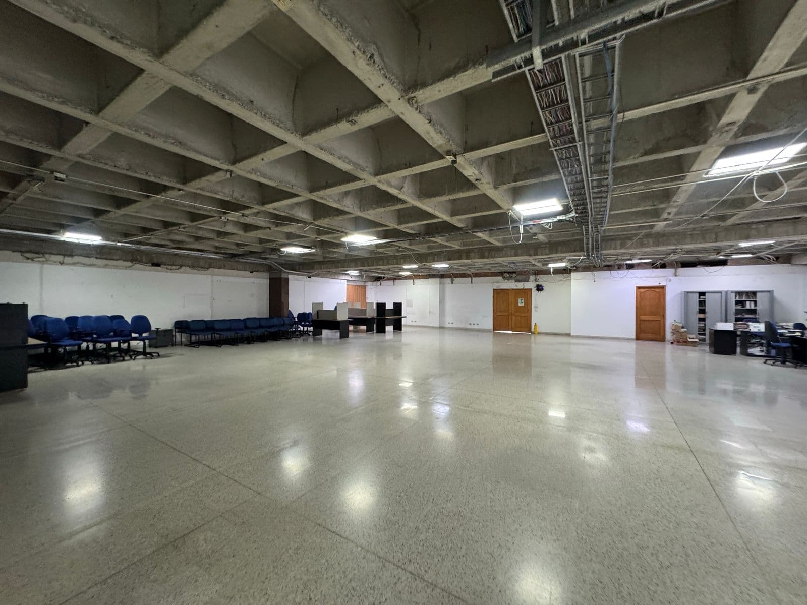 Oficina en arriendo en Barrio Colombia, El Poblado, Medellín — foto 4 de 20