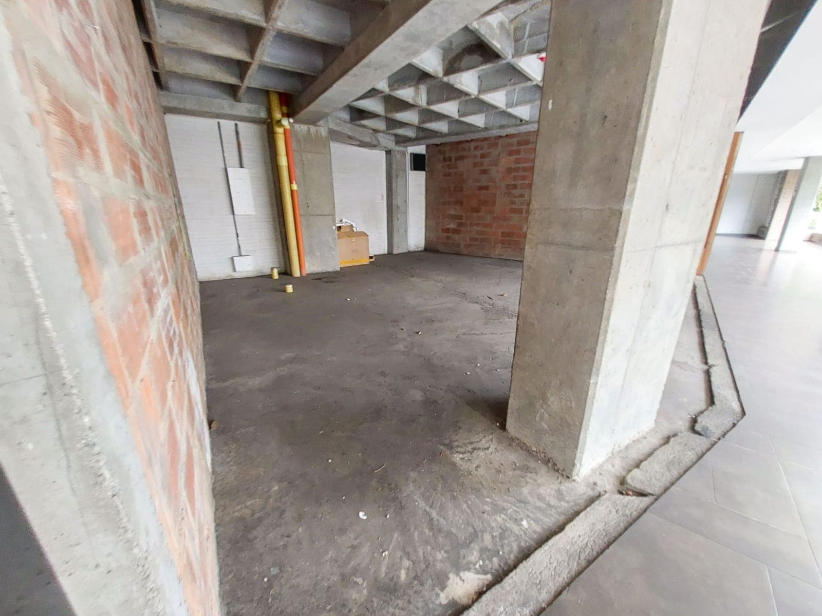 Local en arriendo en Manila, El Poblado, Medellín — foto 2 de 9