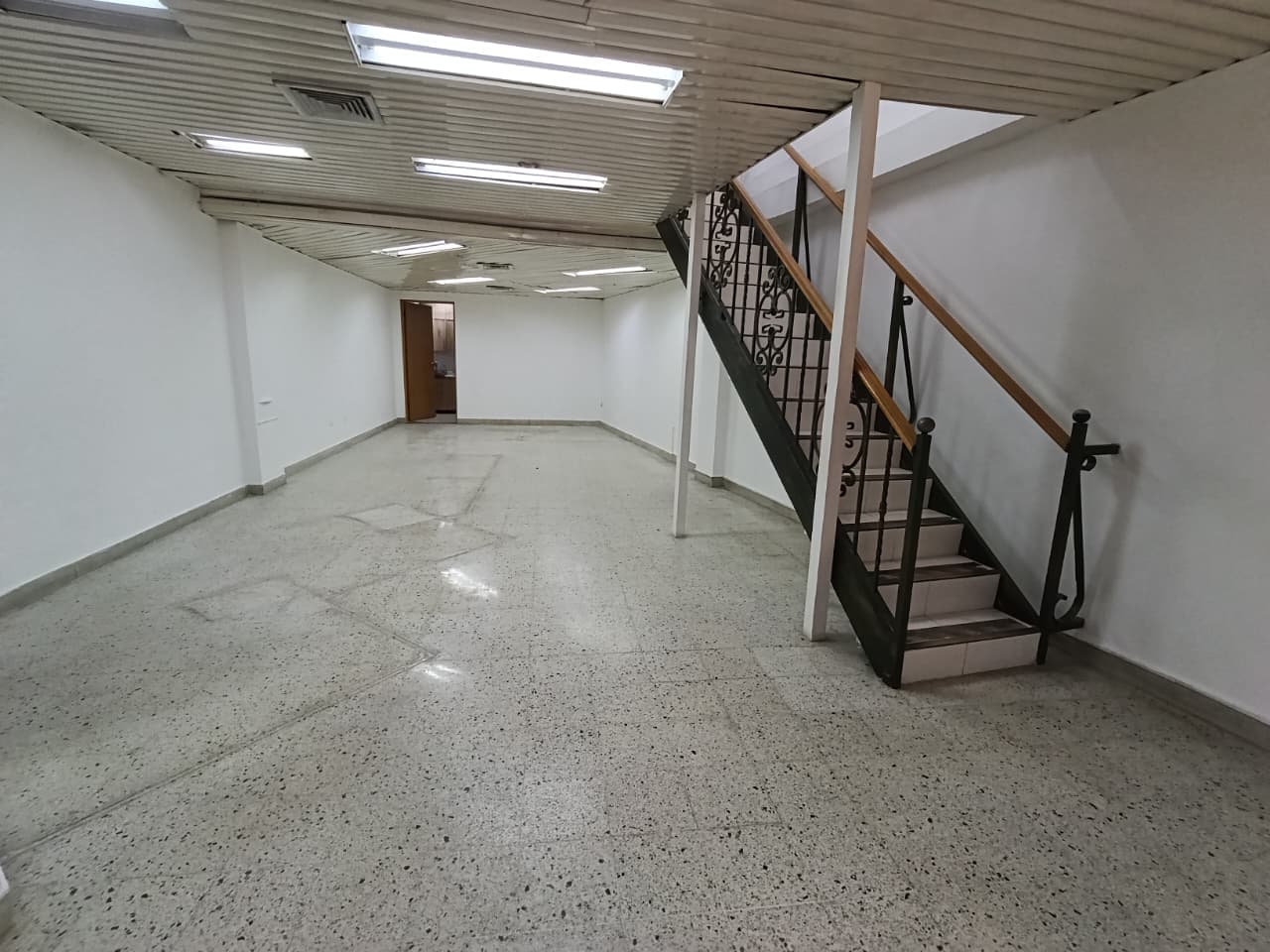 Oficina en arriendo en Guayabal, Medellín — foto 1 de 16