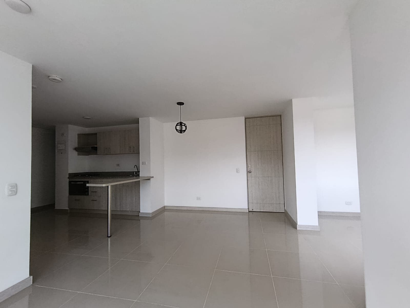 Apartamento en arriendo en Prados De, Sabaneta — foto 1 de 20