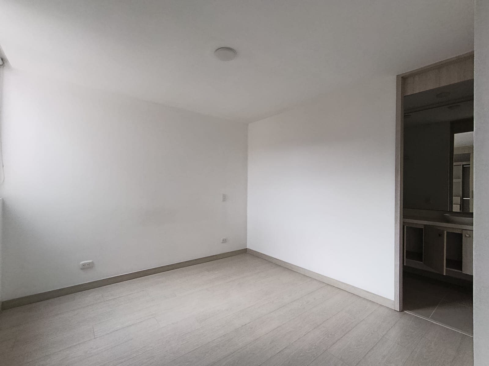 Apartamento en arriendo en Prados De, Sabaneta — foto 5 de 20