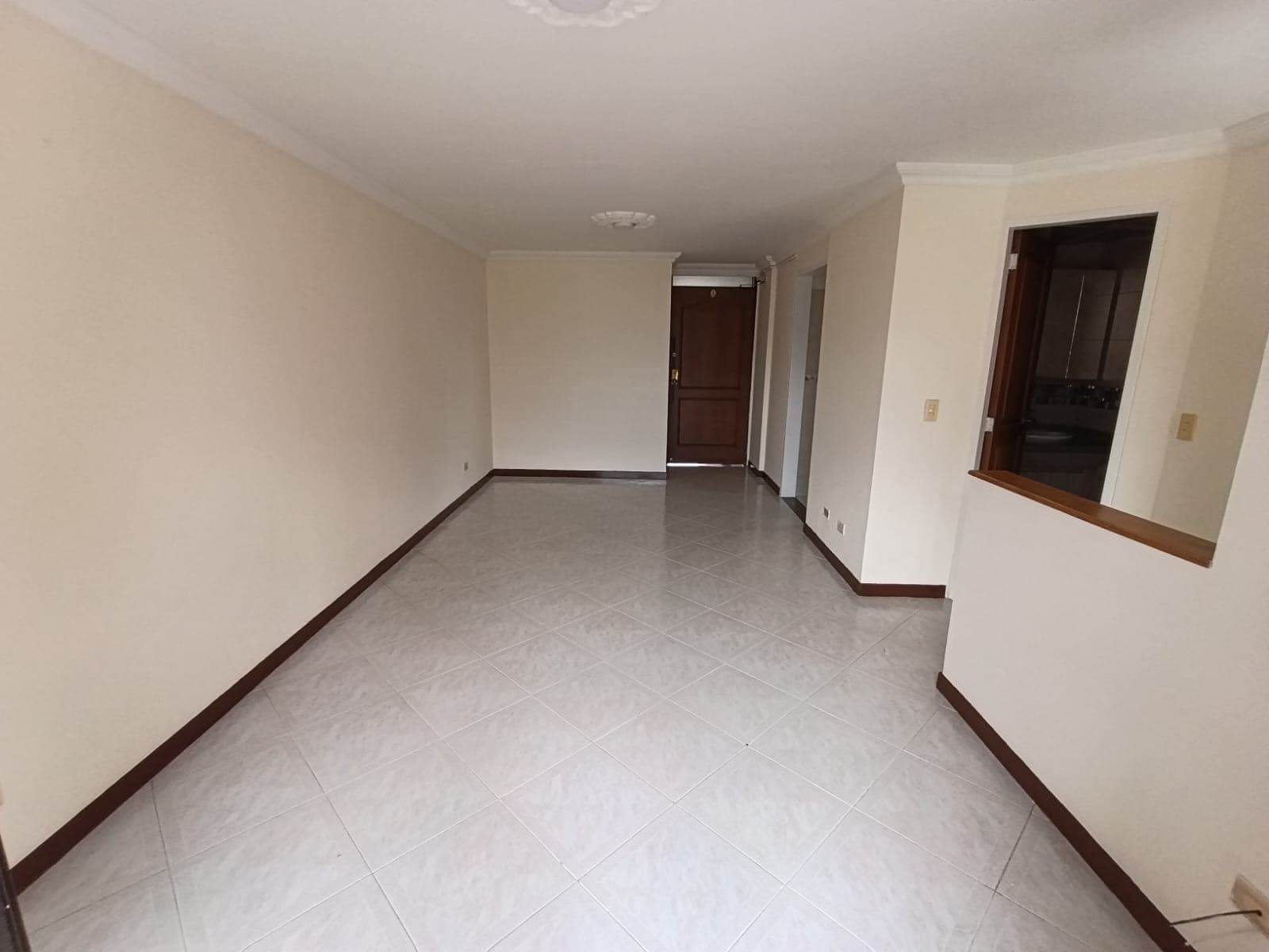 Apartamento en arriendo en Carlos E. Restrepo, Laureles, Medellín — foto 4 de 17