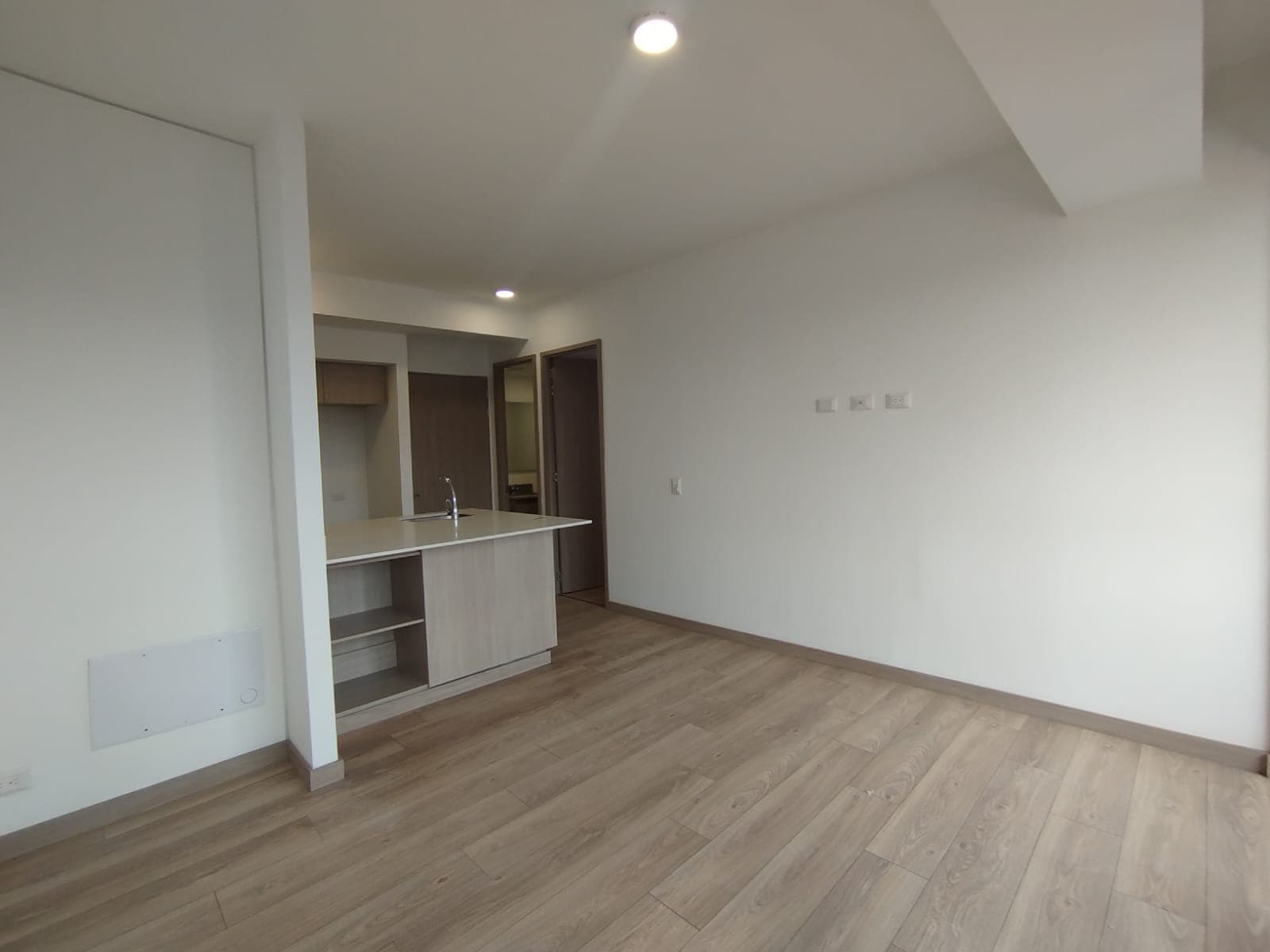 Apartaestudio en arriendo en El Porvenir Rio Negro, Rionegro — foto 4 de 13