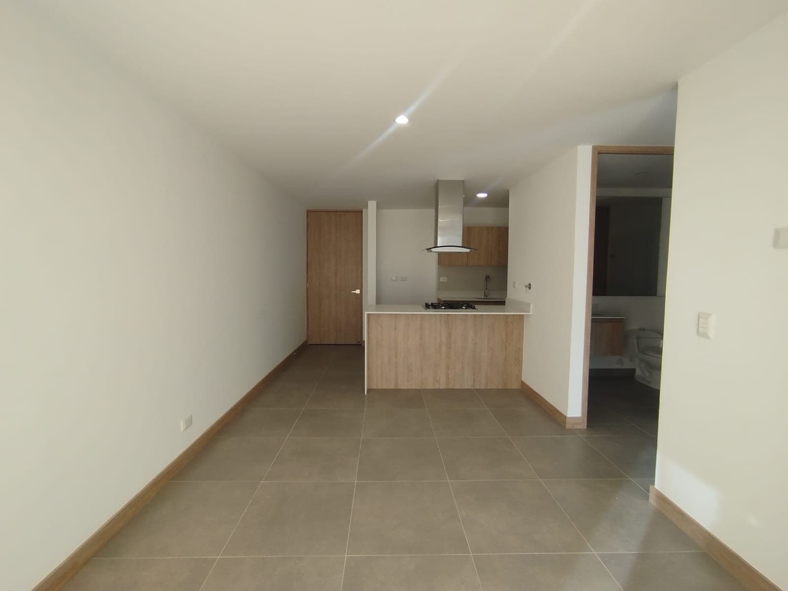 Apartaestudio en arriendo en El Porvenir Rio Negro, Rionegro — foto 1 de 13