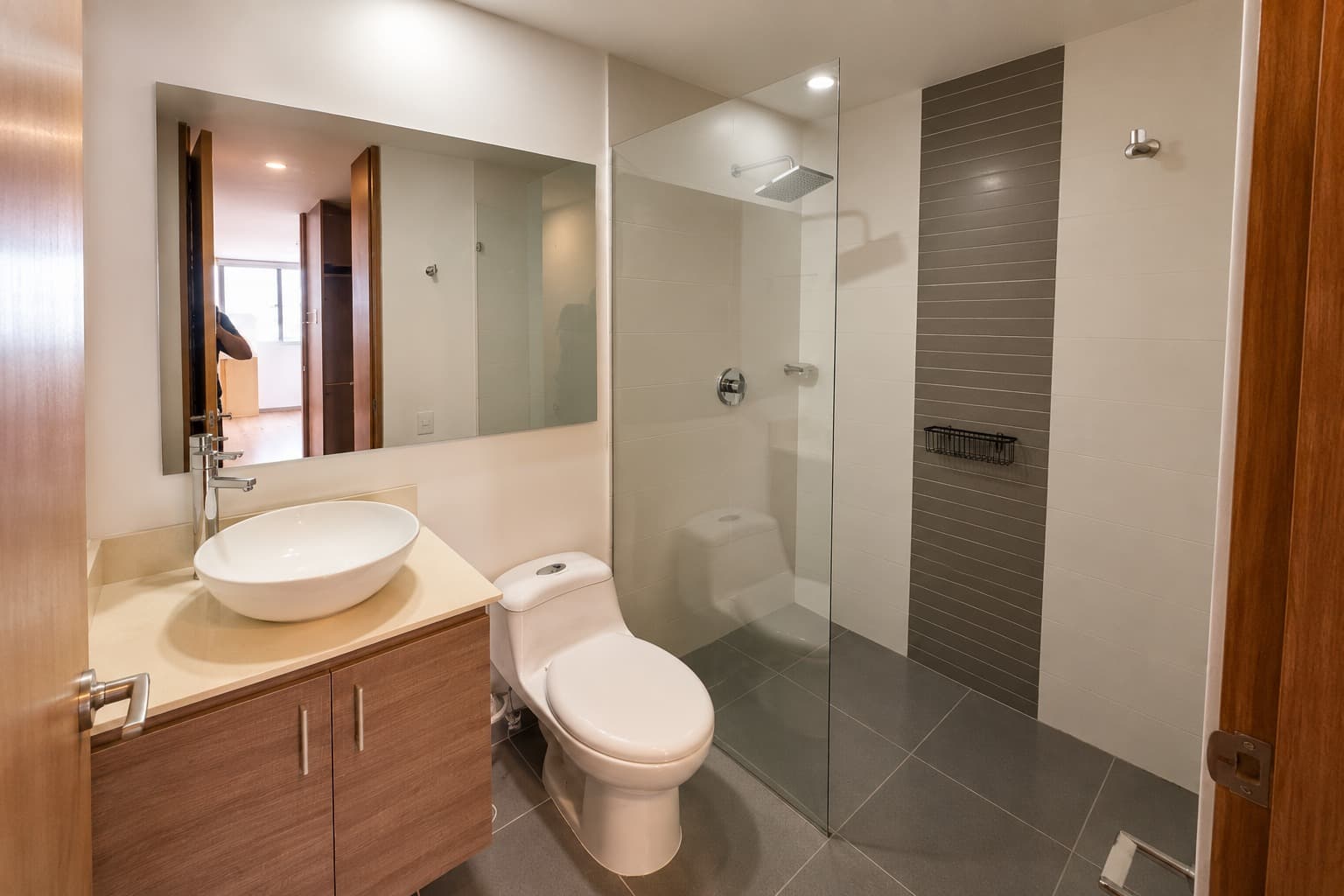 Apartaestudio en arriendo en Loma Del Escobero, Envigado — foto 3 de 14