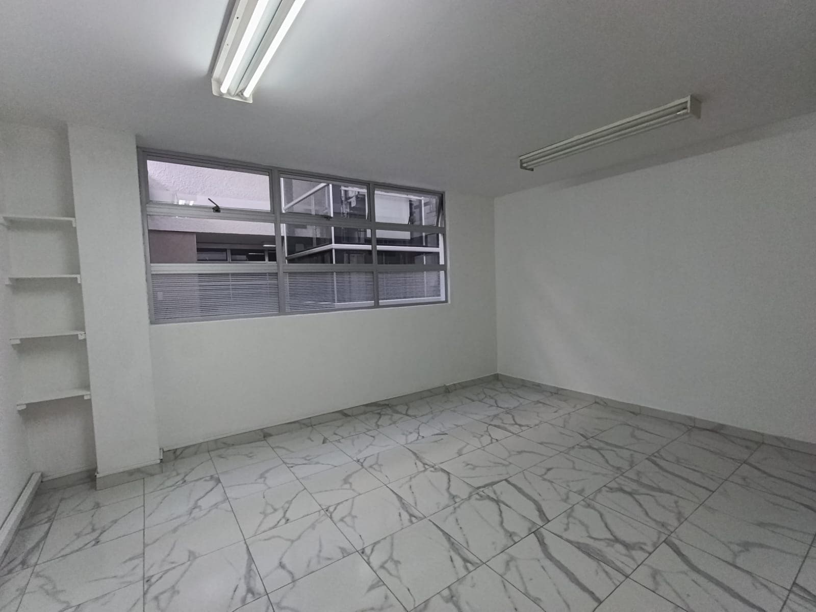 Oficina en arriendo en Parque De, Envigado — foto 3 de 7