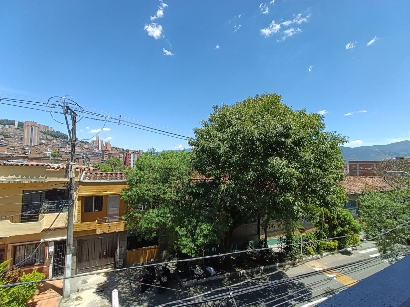 Apartamento en arriendo en Boston, Centro, Medellín — foto 1 de 17