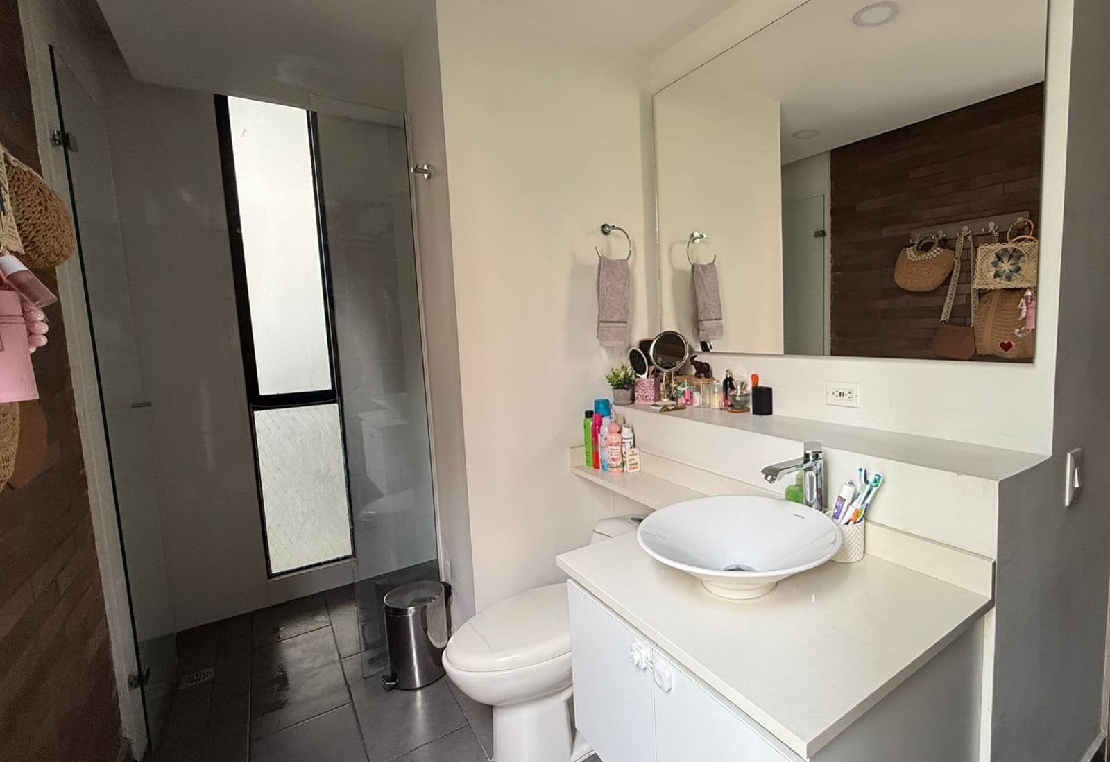 Apartamento en arriendo en Laureles, Medellín — foto 5 de 13