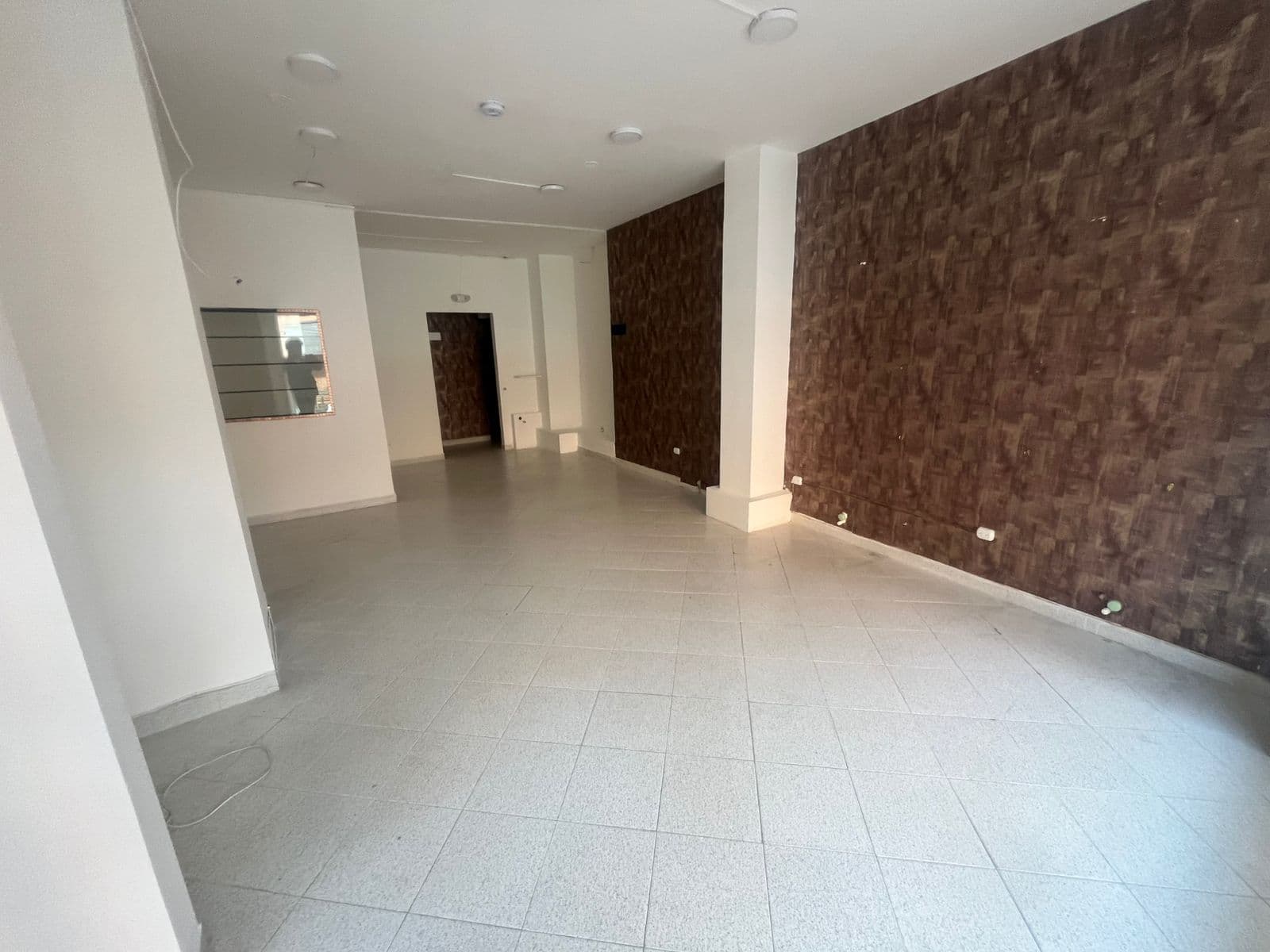 Local en arriendo en El Salado, Envigado — foto 2 de 7