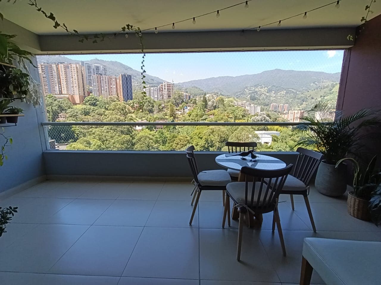 Apartamento en arriendo en Loma De Las Brujas, Envigado — foto 2 de 19