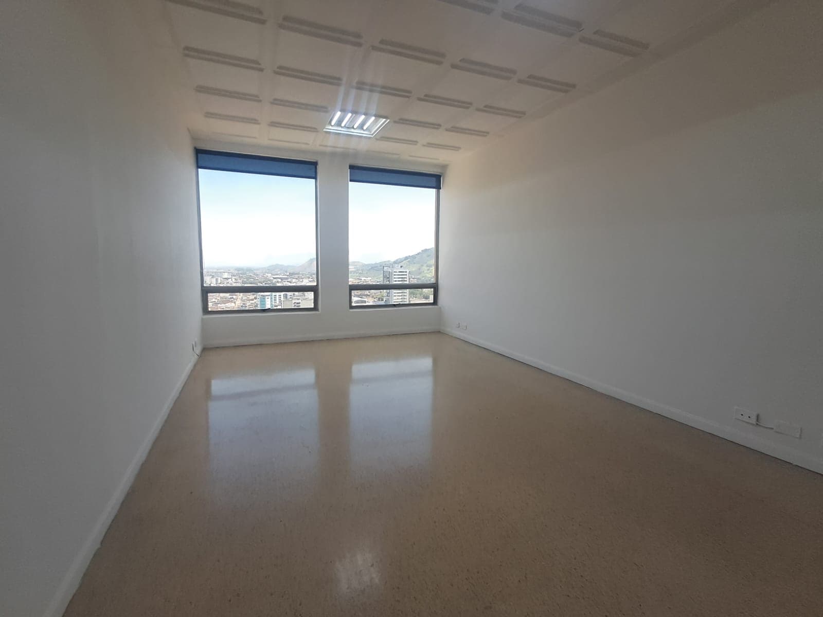 Oficina en arriendo en Centro, Pereira — foto 1 de 9