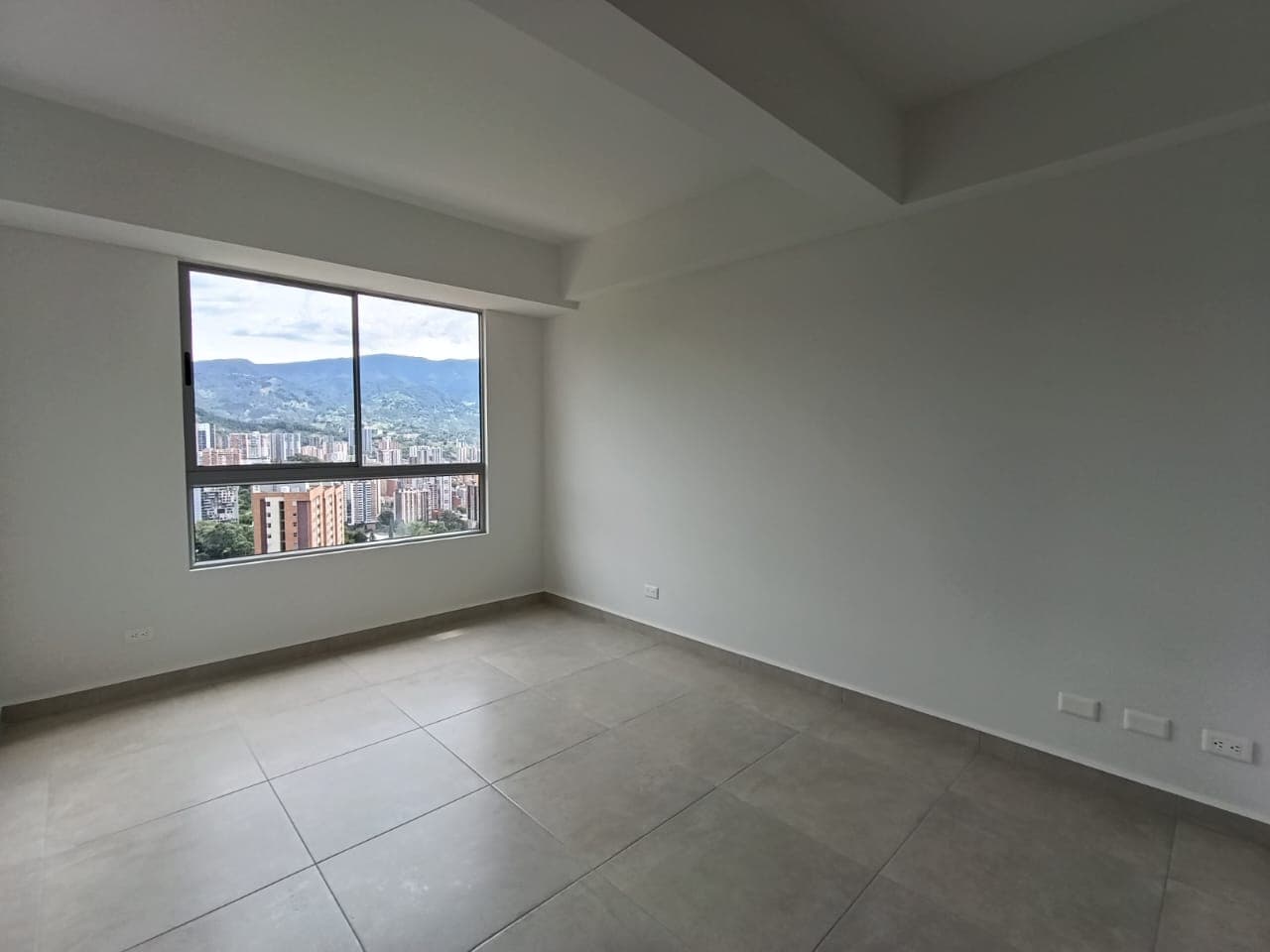 Apartamento en arriendo en La Florida, Sabaneta — foto 4 de 20