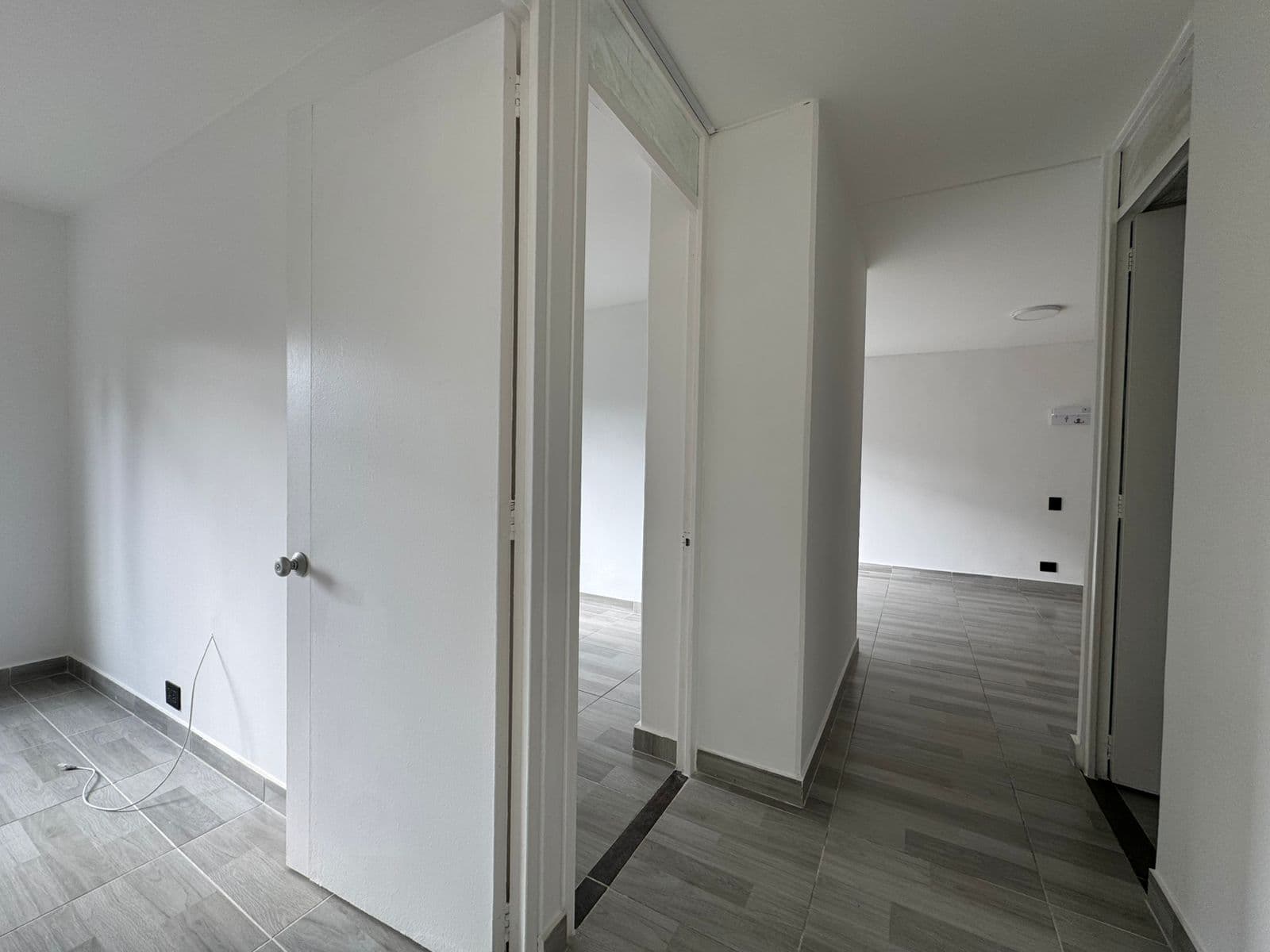 Apartamento en arriendo en Hayuelos, Fontibon, Bogotá, D.c. — foto 4 de 14