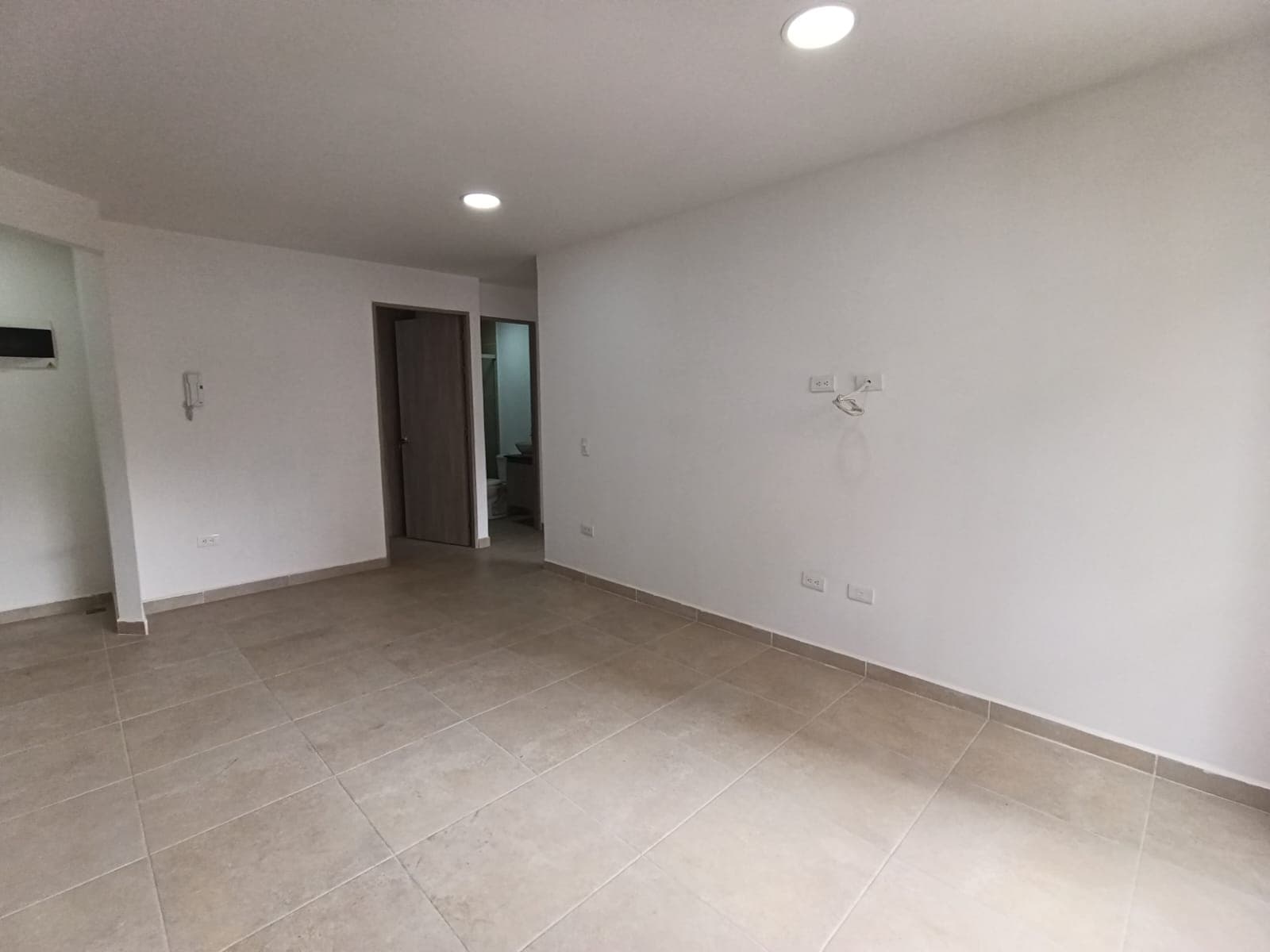 Apartamento en arriendo en Suramérica, Itagui — foto 2 de 12