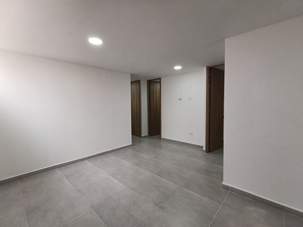 Apartamento en arriendo en Suramérica, Itagui — foto 2 de 15