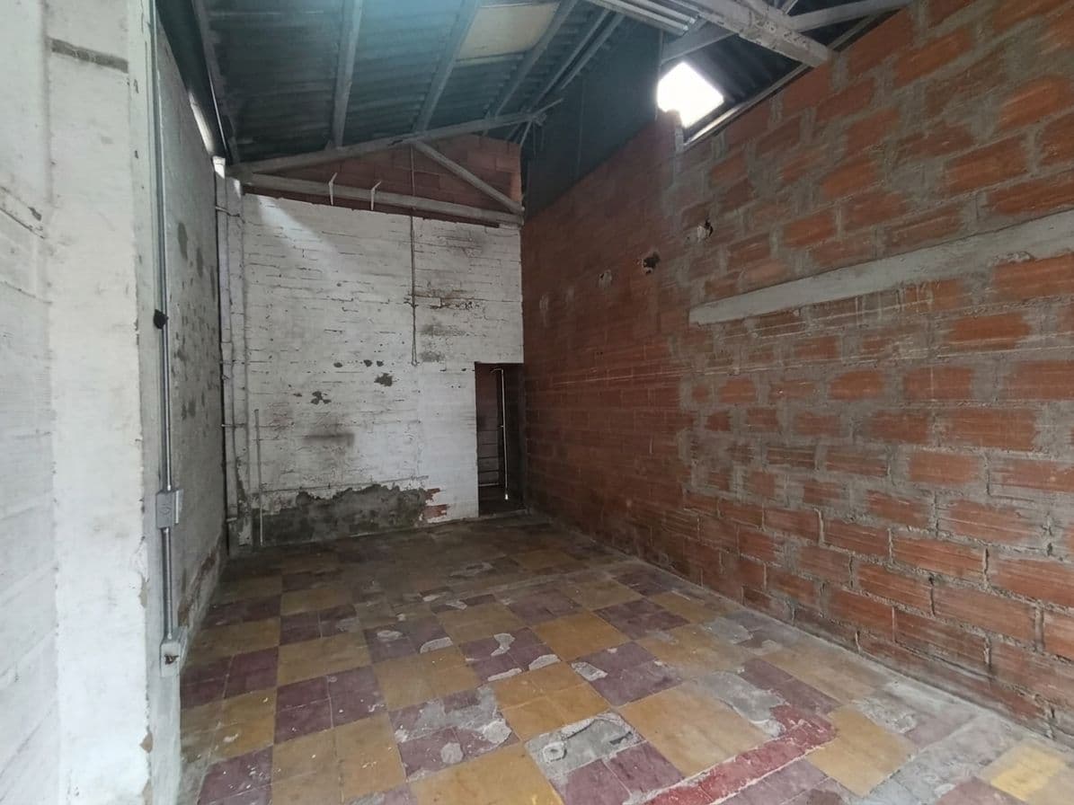 Local en arriendo en Barrio Colombia, El Poblado, Medellín — foto 2 de 9