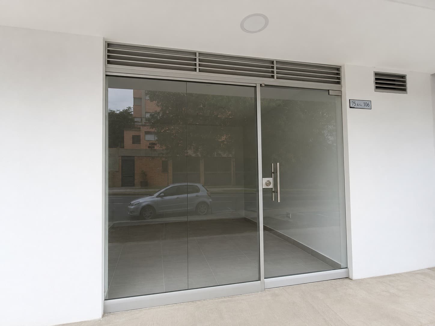 Local en arriendo en Suramérica La, La Estrella — foto 1 de 8