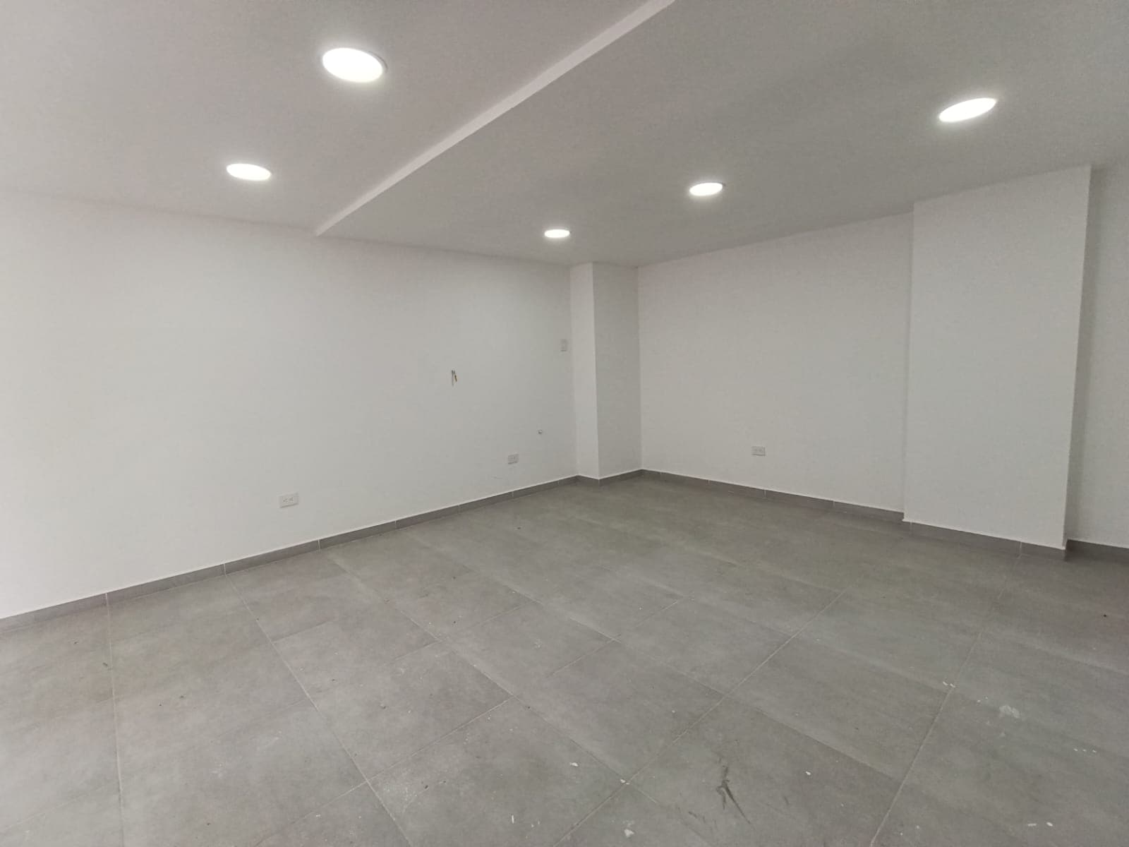 Local en arriendo en Suramérica La, La Estrella — foto 4 de 8