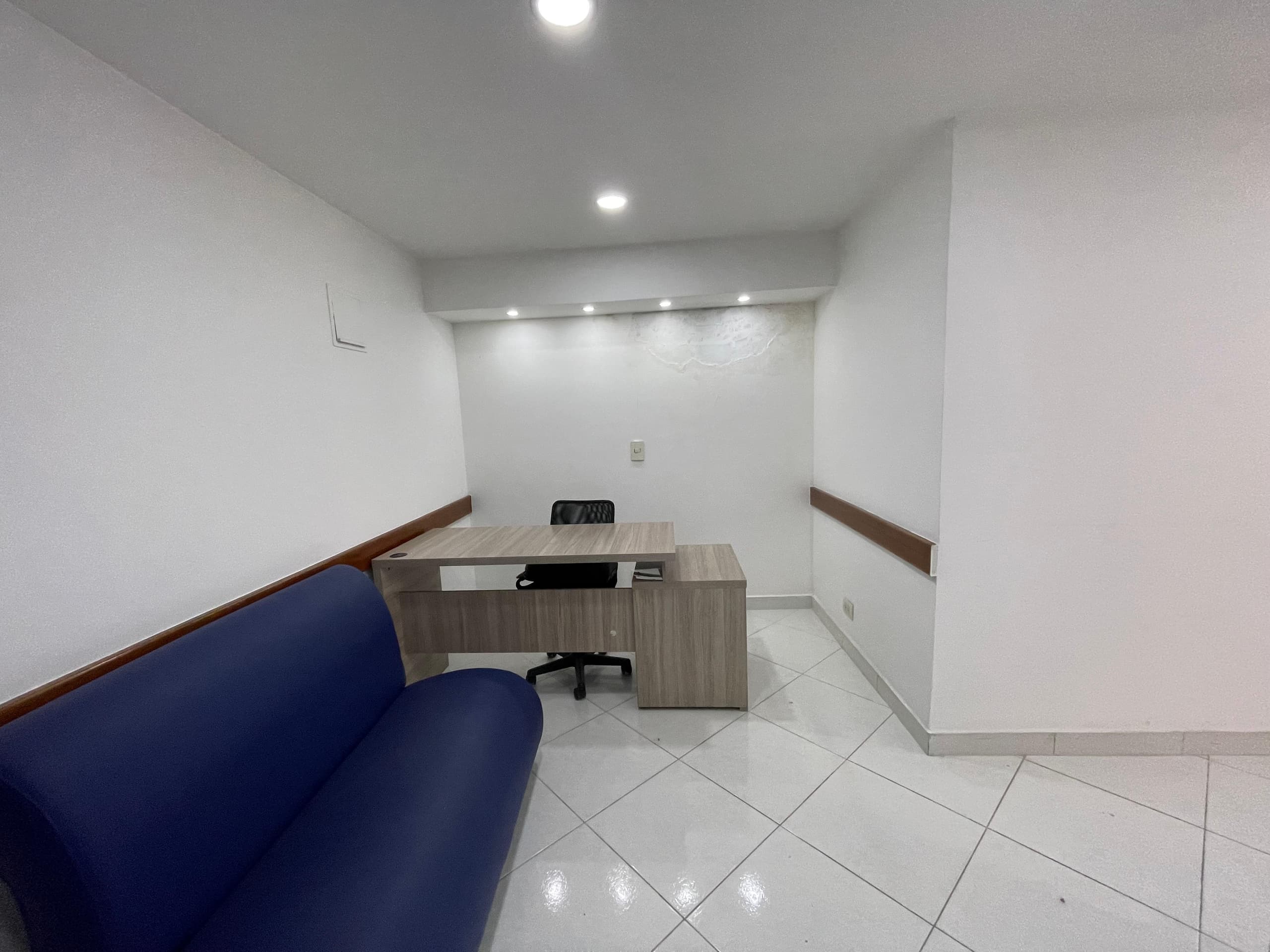 Consultorio en arriendo en La Candelaria, Centro, Medellín — foto 3 de 13