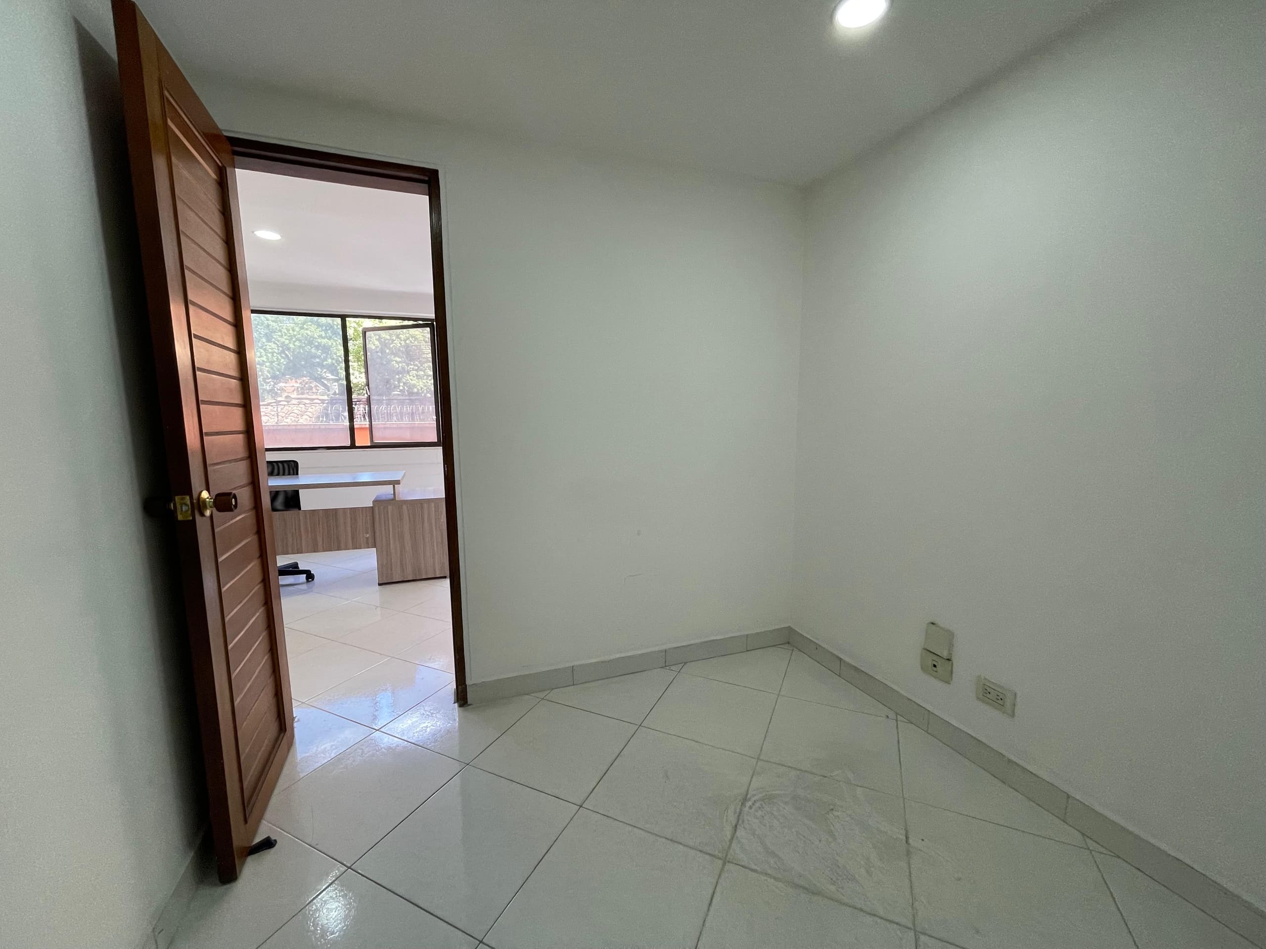 Consultorio en arriendo en La Candelaria, Centro, Medellín — foto 5 de 13