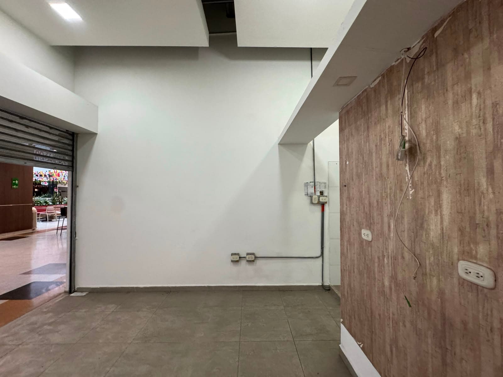 Local en arriendo en Glorieta Pilsen, Itagui — foto 2 de 13