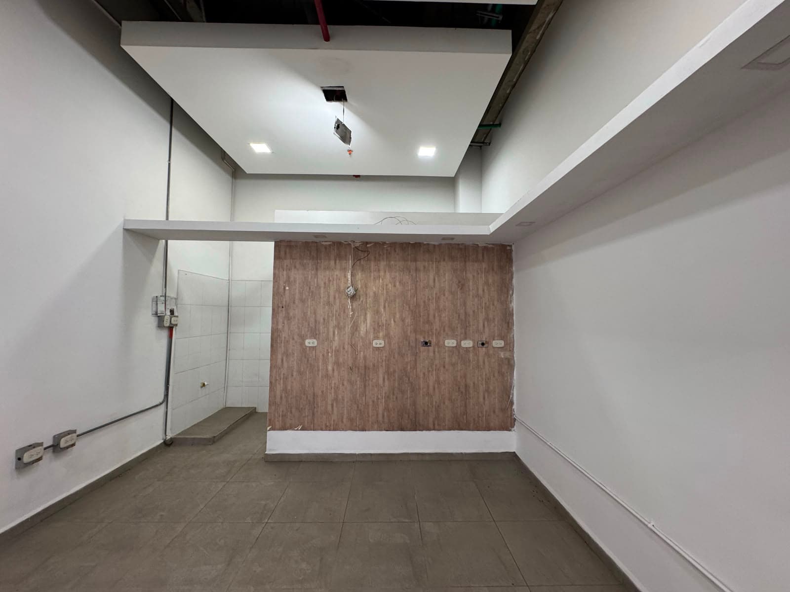 Local en arriendo en Glorieta Pilsen, Itagui — foto 5 de 13