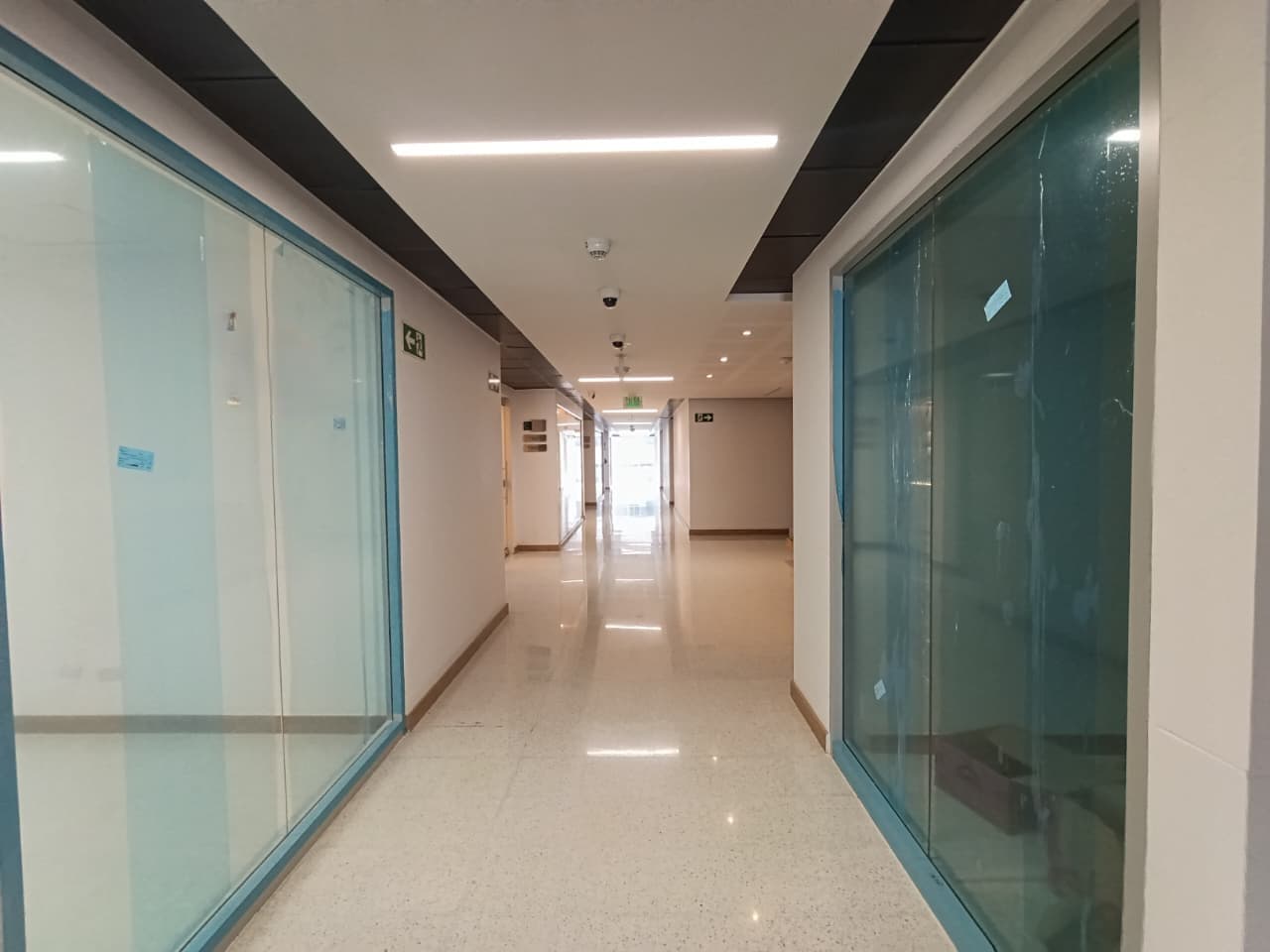 Consultorio en arriendo en Ciudad Del Rio, El Poblado, Medellín — foto 3 de 10