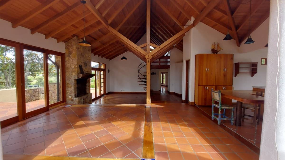 Casa Campestre en arriendo en Alto De Palmas, Envigado — foto 3 de 19