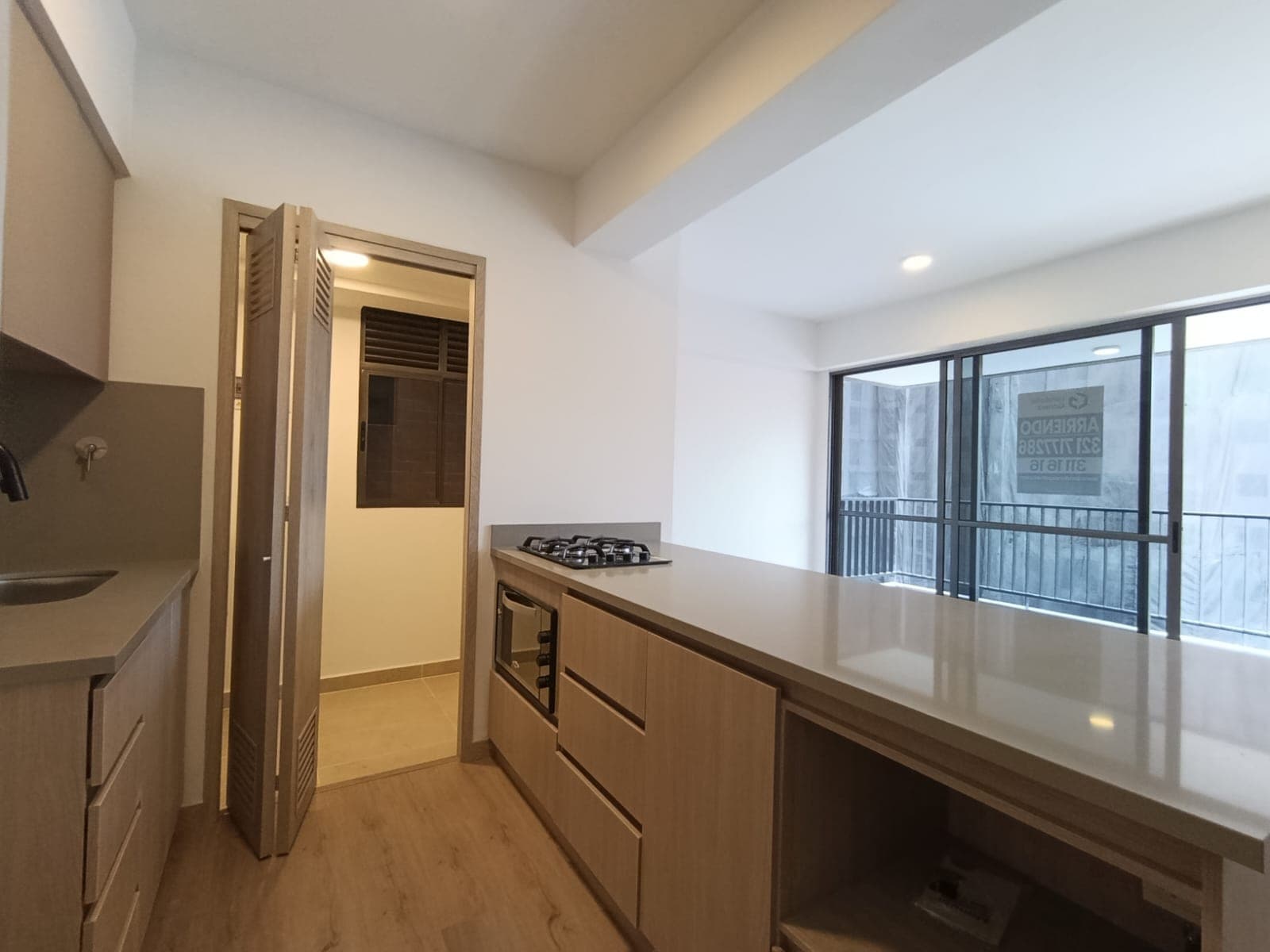 Apartamento en arriendo en Ciudad Del Rio, El Poblado, Medellín — foto 4 de 20