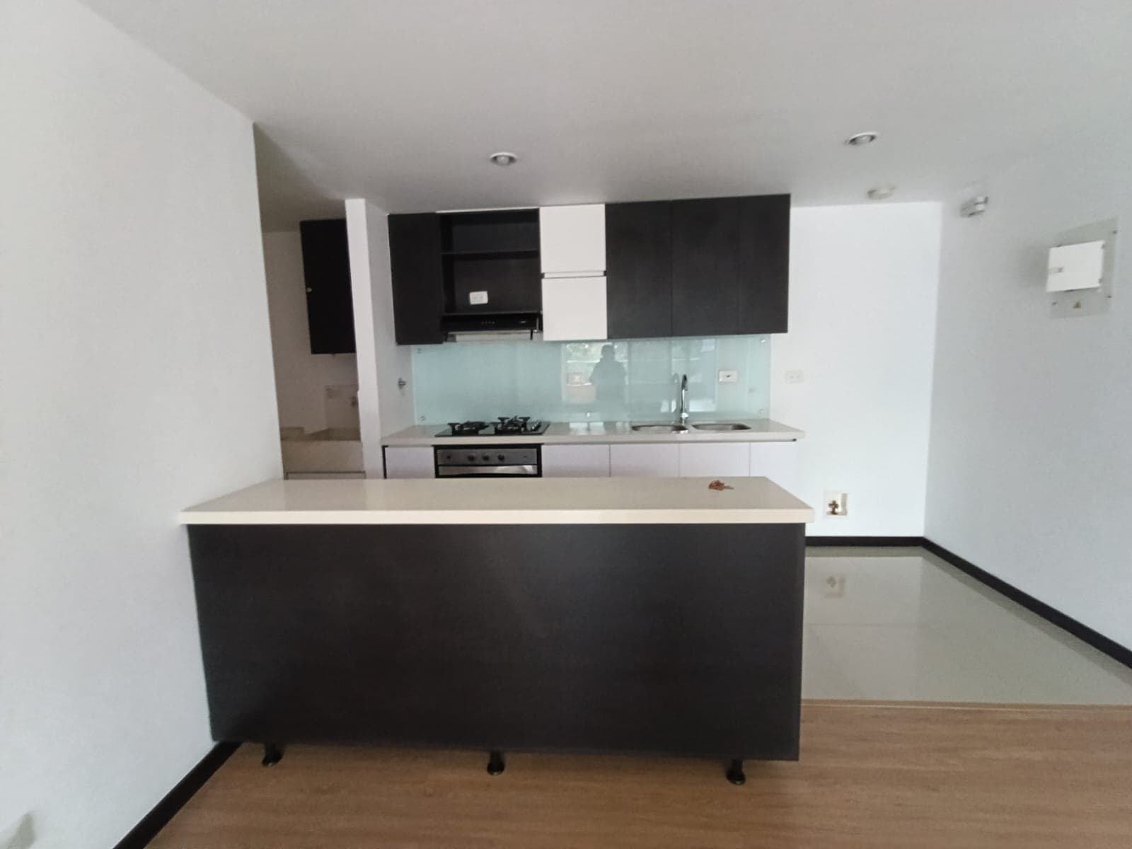 Apartamento en arriendo en Loma De Las Brujas, Envigado — foto 3 de 15
