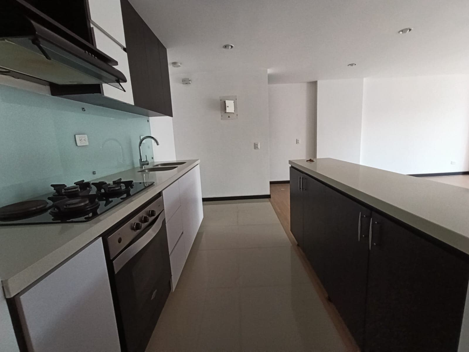 Apartamento en arriendo en Loma De Las Brujas, Envigado — foto 5 de 15