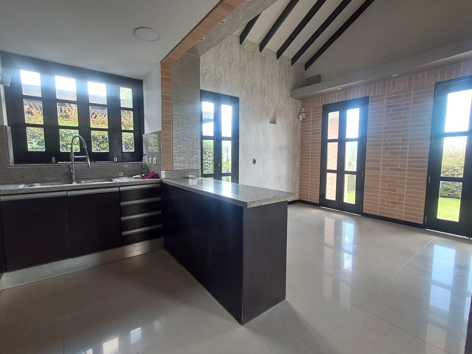 Casa Campestre en arriendo en Centro De, Santa Rosa De Cabal — foto 2 de 12