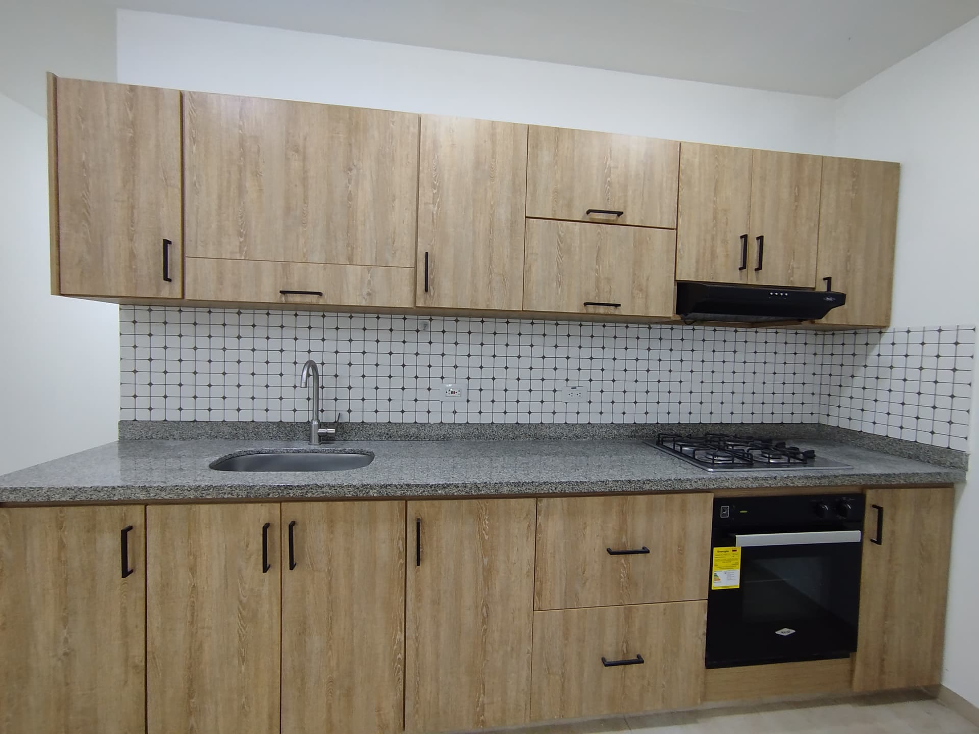 Apartamento en arriendo en Centro De, Santa Rosa De Cabal — foto 1 de 18