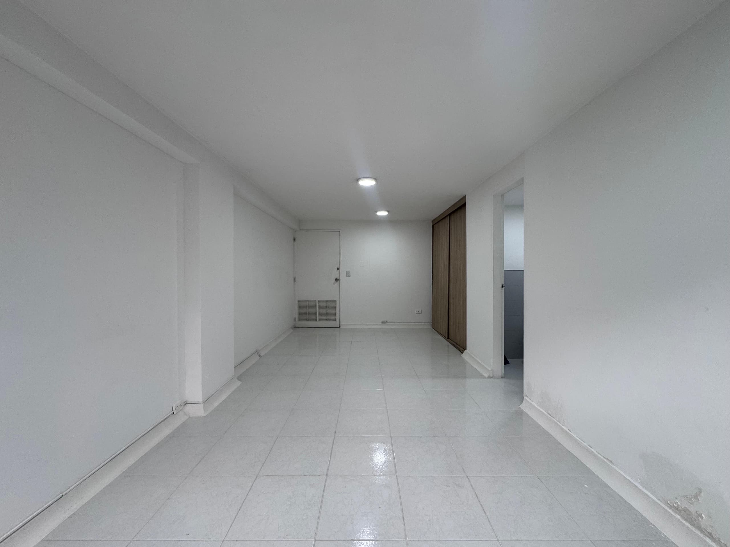 Oficina en arriendo en La Mota, Belen, Medellín — foto 2 de 8