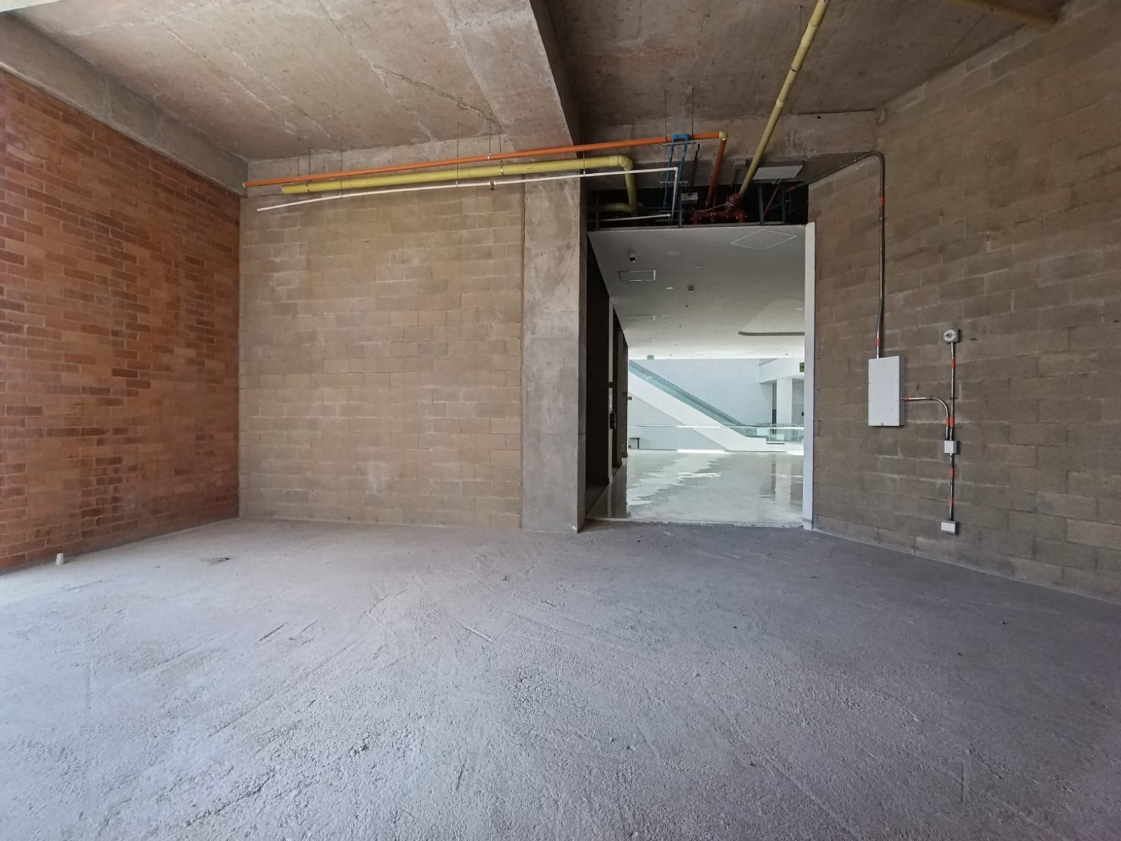 Local en arriendo en Los Pinos, La America, Medellín — foto 4 de 20