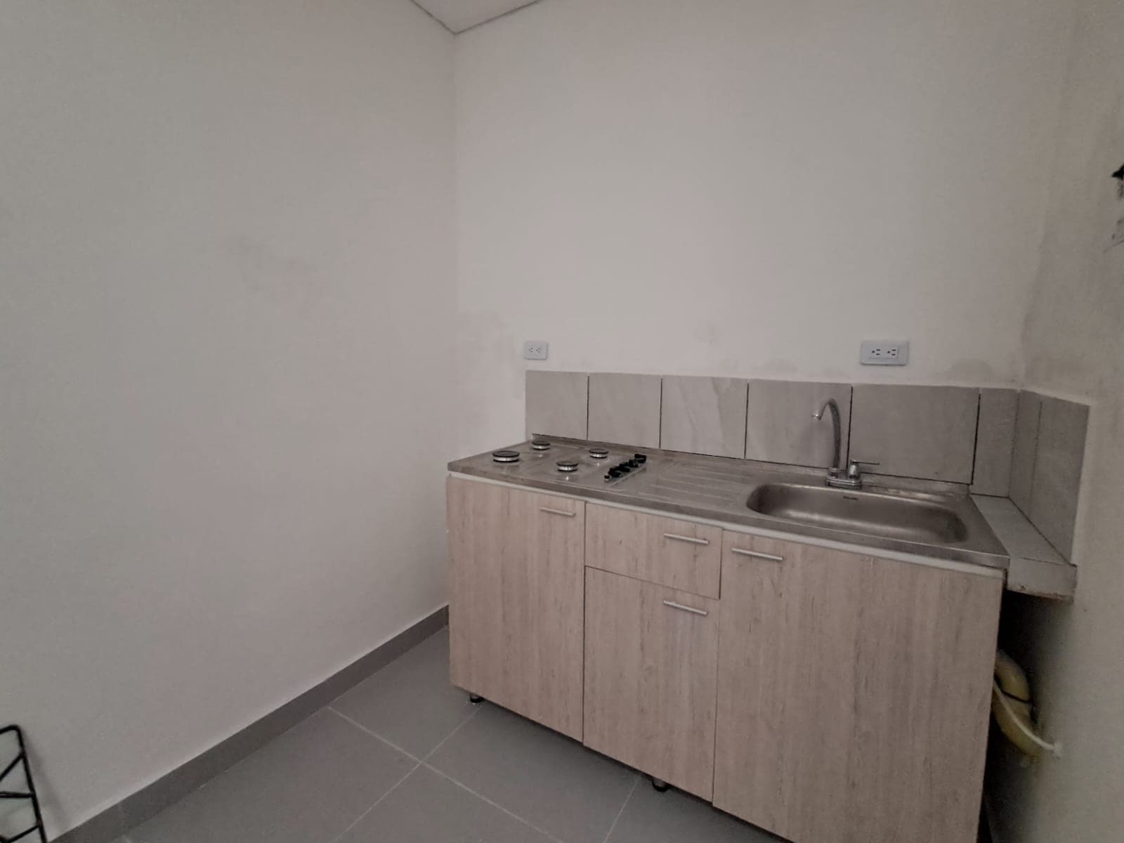 Apartaestudio en arriendo en Centro, Pereira — foto 1 de 13