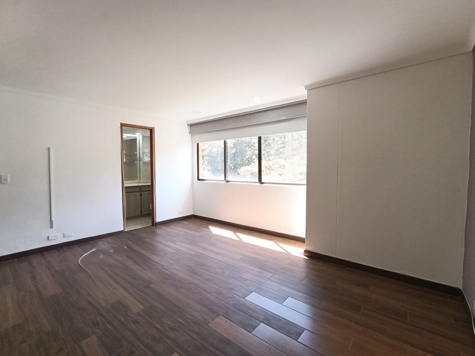 Apartamento en arriendo en Loma De Los Parra, El Poblado, Medellín — foto 5 de 20