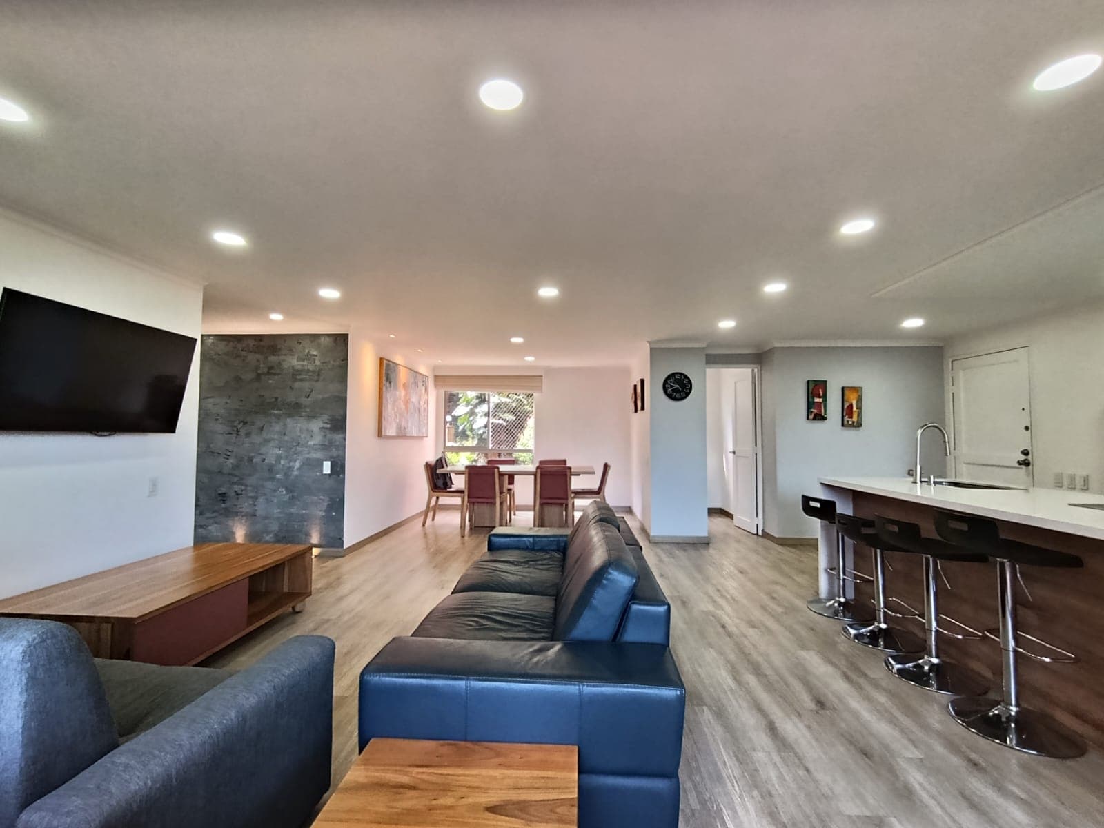 Apartamento en arriendo en El Tesoro, El Poblado, Medellín — foto 4 de 19