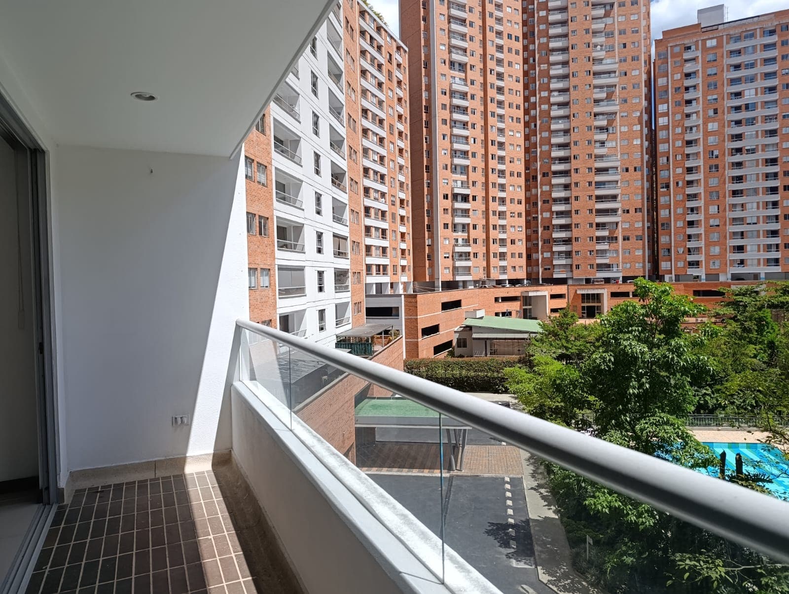 Apartamento en arriendo en Vereda Cañaveralejo, Sabaneta — foto 1 de 20