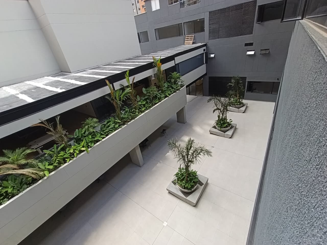 Oficina en arriendo en Ciudad Del Rio, El Poblado, Medellín — foto 4 de 8