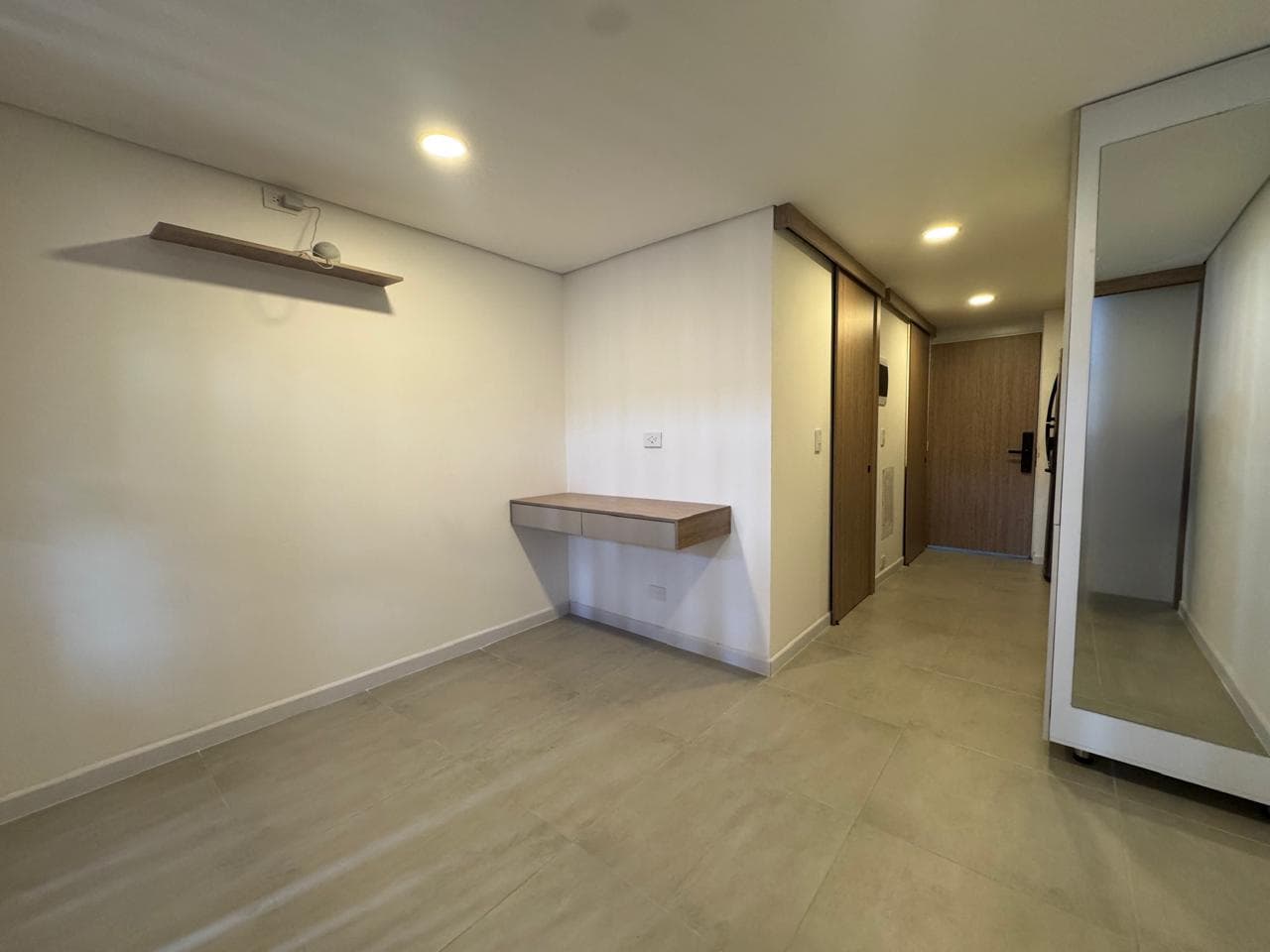 Apartaestudio en arriendo en Modelia, Fontibon, Bogotá, D.c. — foto 2 de 17