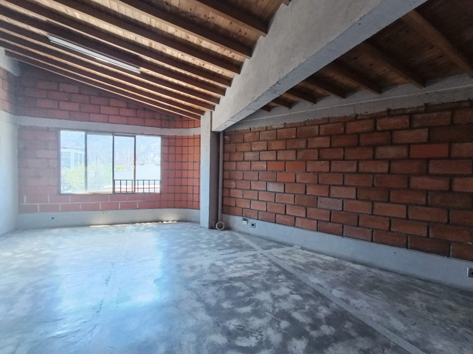 Bodega en arriendo en Guayabal, Medellín — foto 2 de 20
